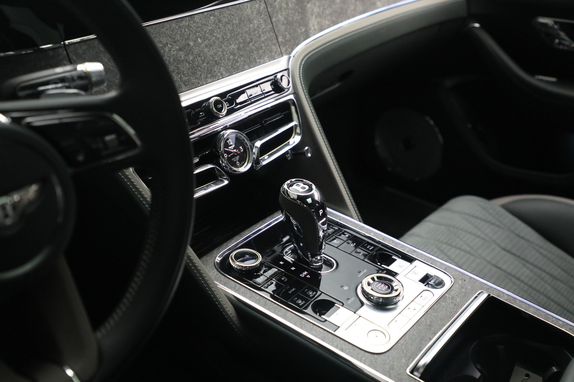 Used-2023-Bentley-Flying-Spur-Speed