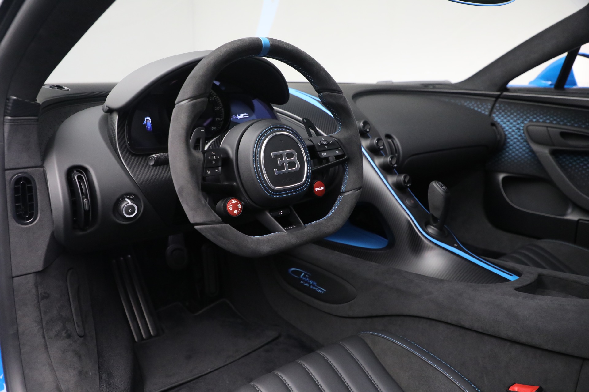 Used-2021-Bugatti-Chiron-Pur-Sport