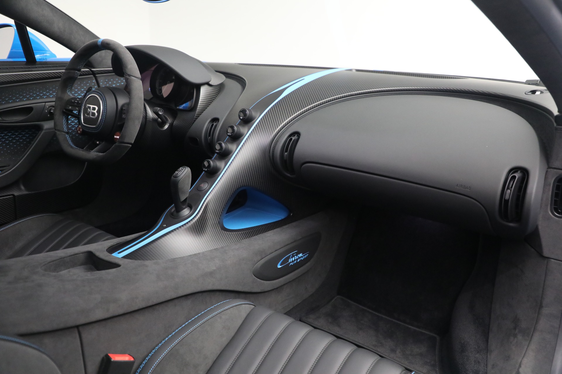 Used-2021-Bugatti-Chiron-Pur-Sport