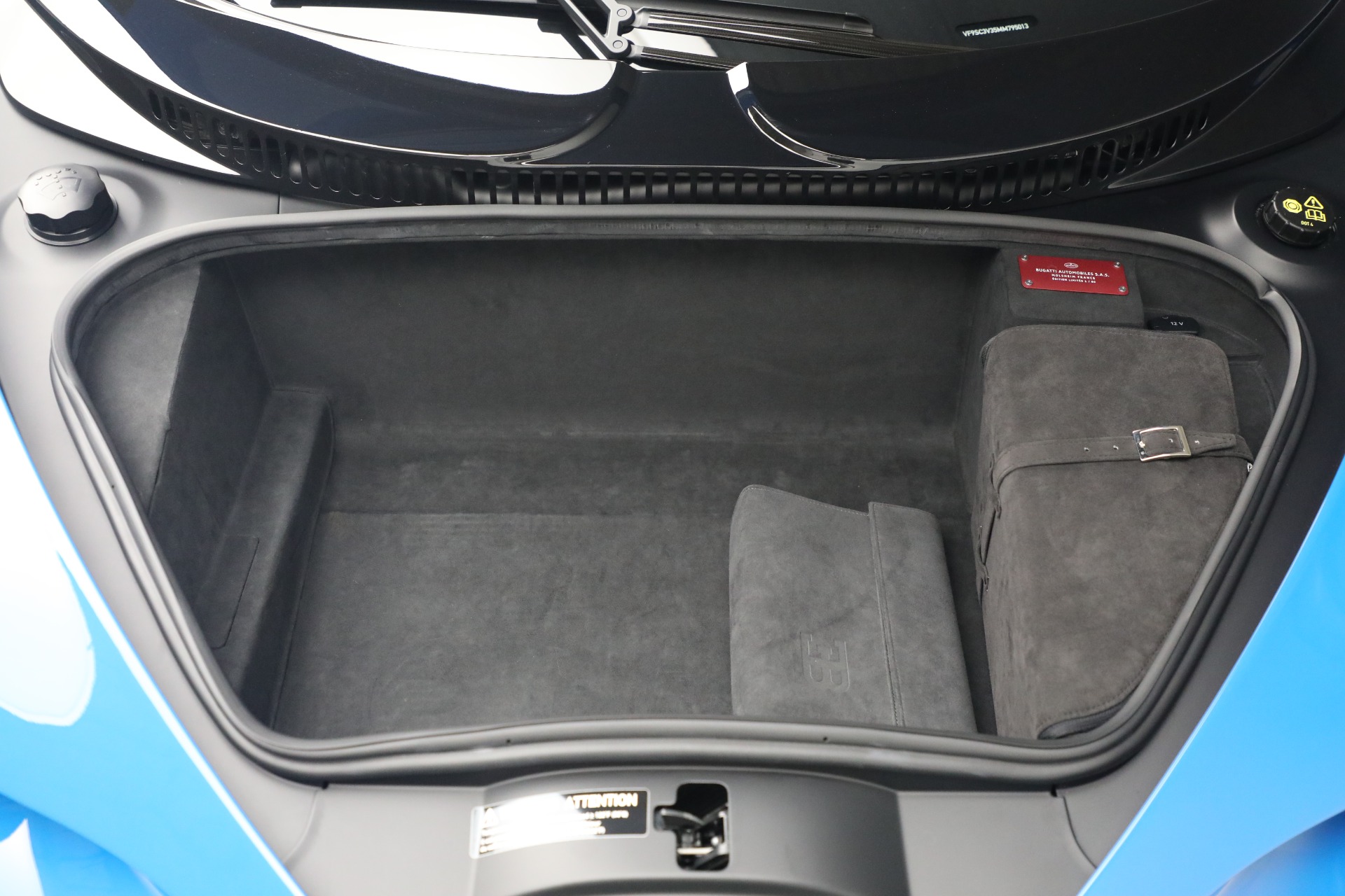 Used-2021-Bugatti-Chiron-Pur-Sport