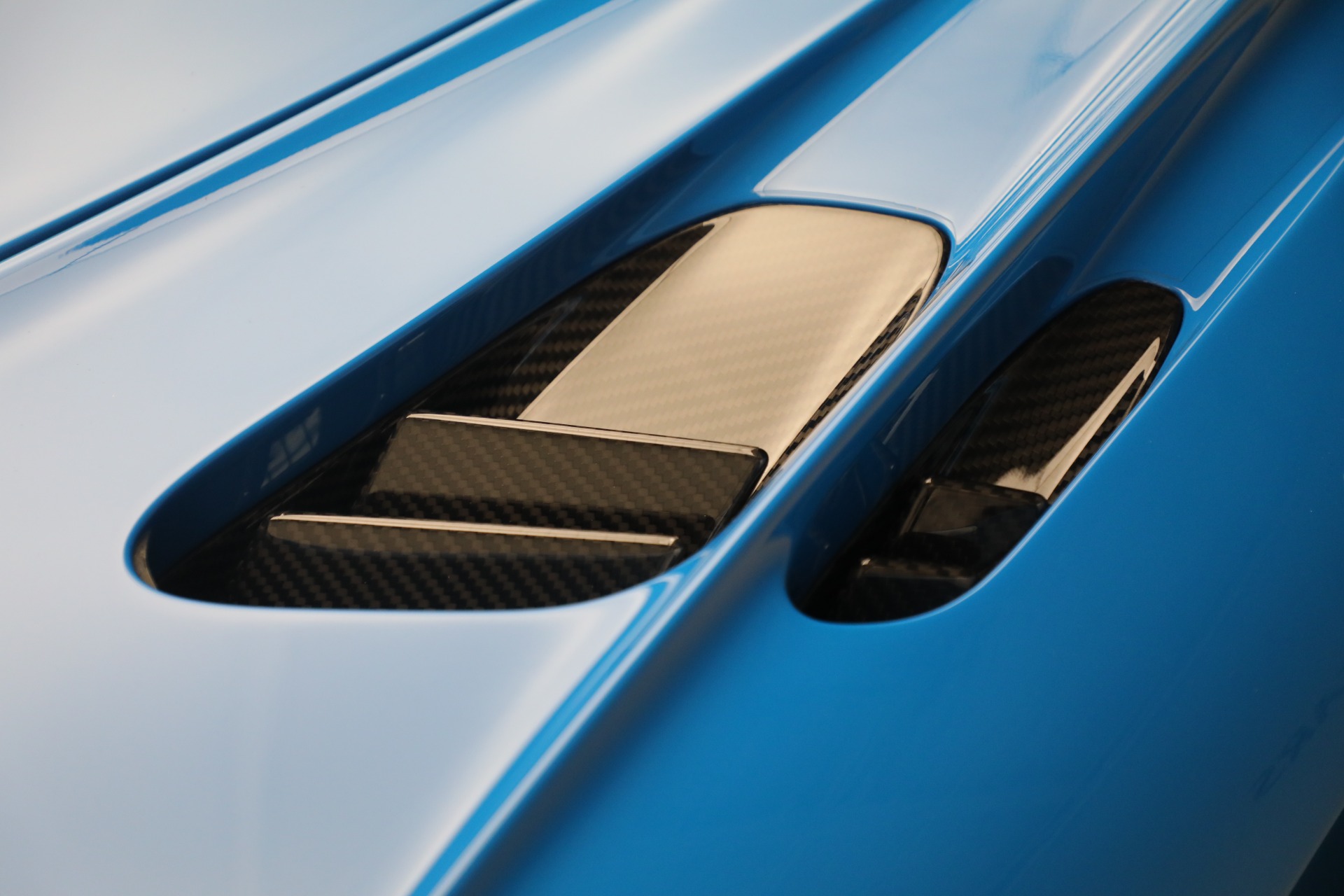 Used-2021-Bugatti-Chiron-Pur-Sport