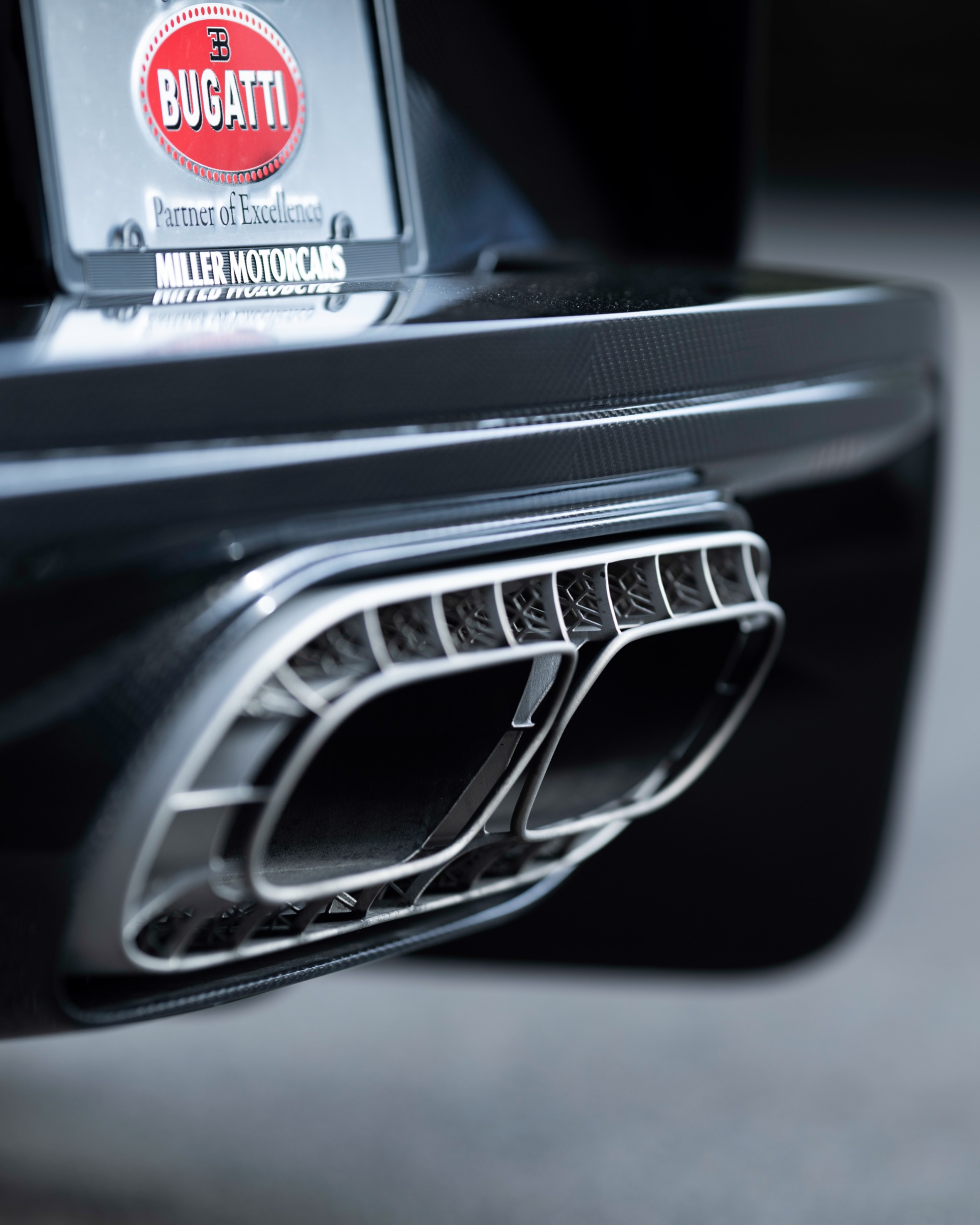 Used-2021-Bugatti-Chiron-Pur-Sport