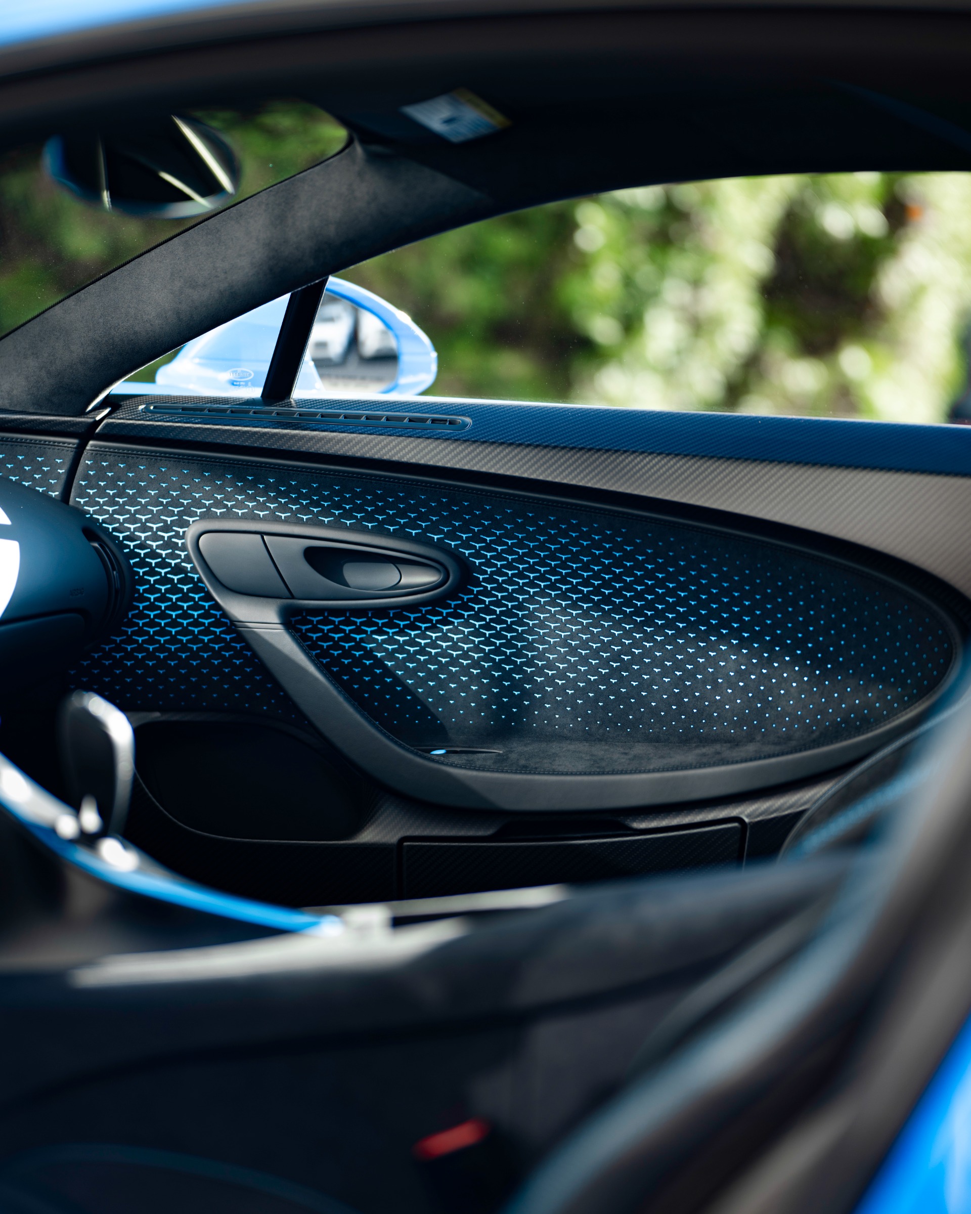 Used-2021-Bugatti-Chiron-Pur-Sport