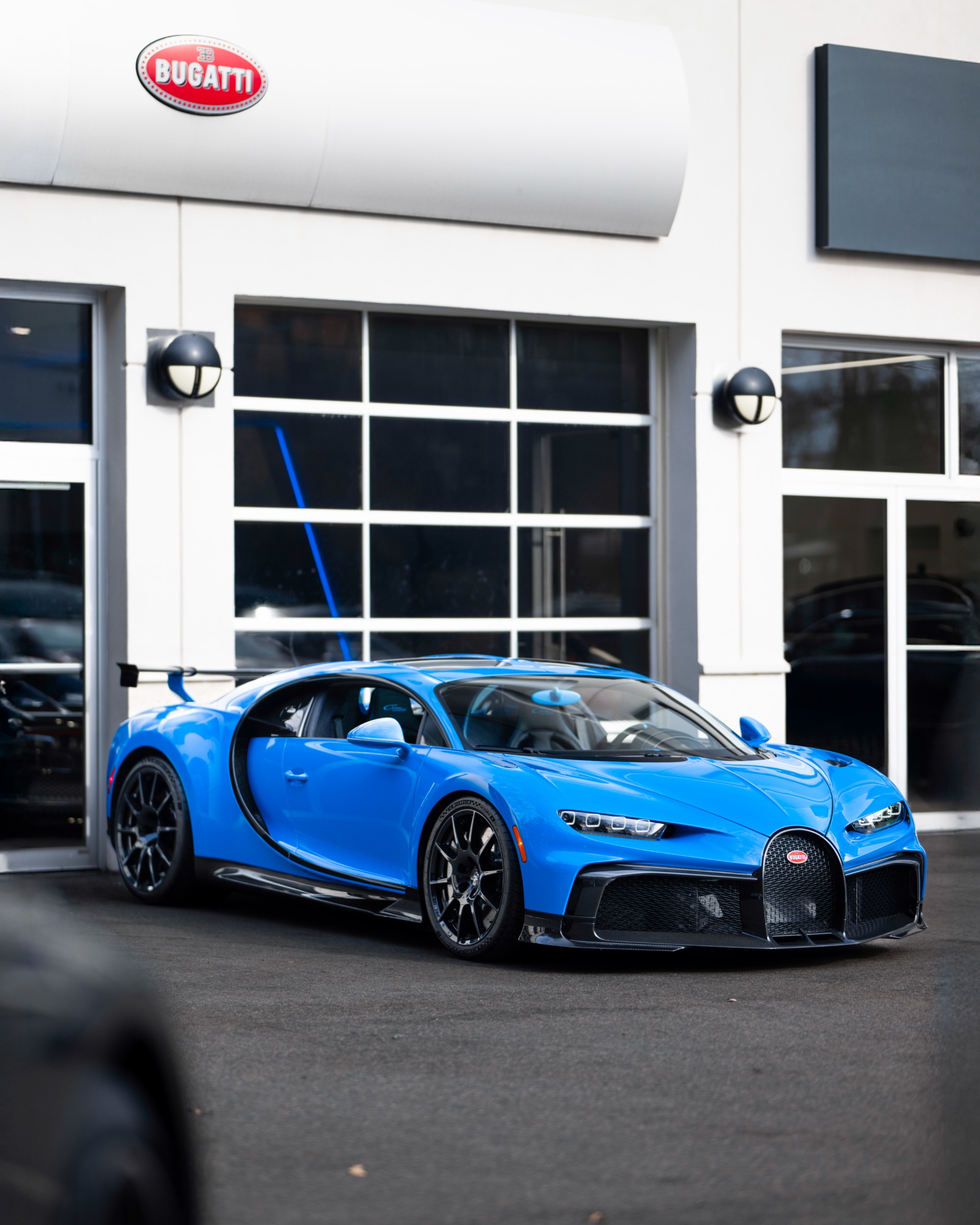 Used-2021-Bugatti-Chiron-Pur-Sport