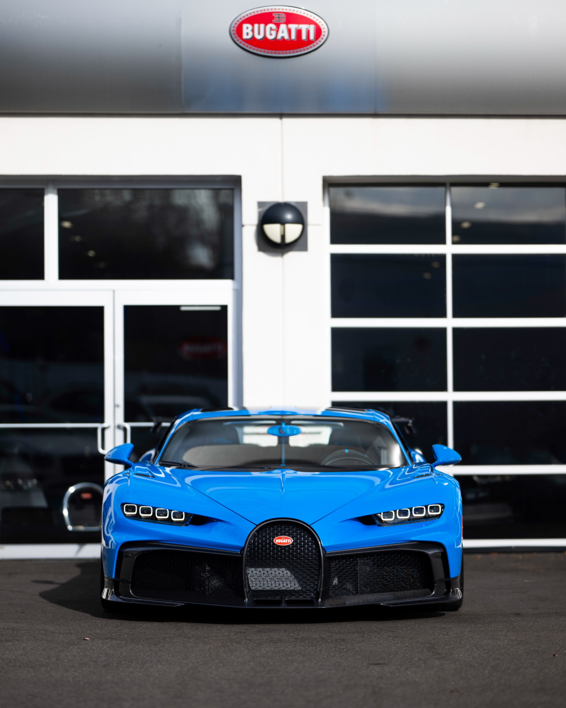 Used-2021-Bugatti-Chiron-Pur-Sport