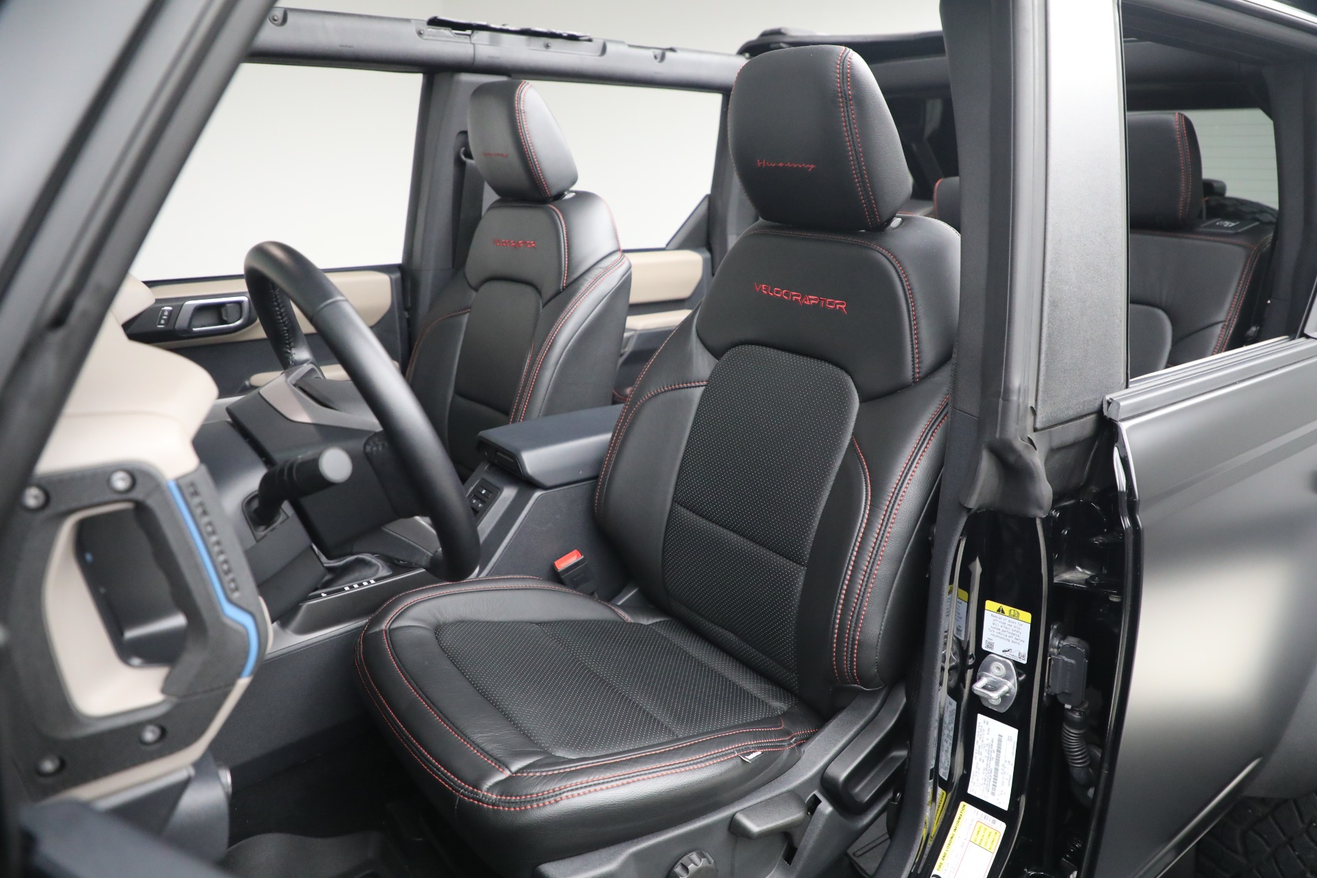 Used-2022-Ford-Bronco-Wildtrak-Advanced