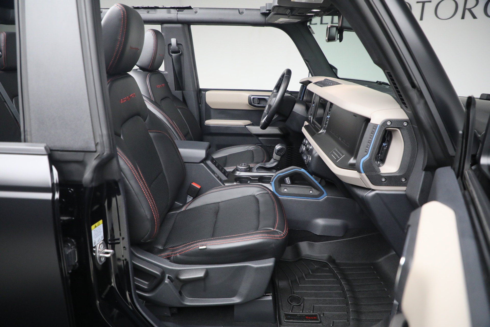 Used-2022-Ford-Bronco-Wildtrak-Advanced