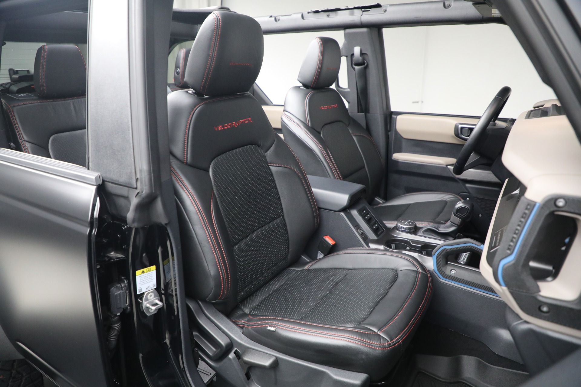 Used-2022-Ford-Bronco-Wildtrak-Advanced