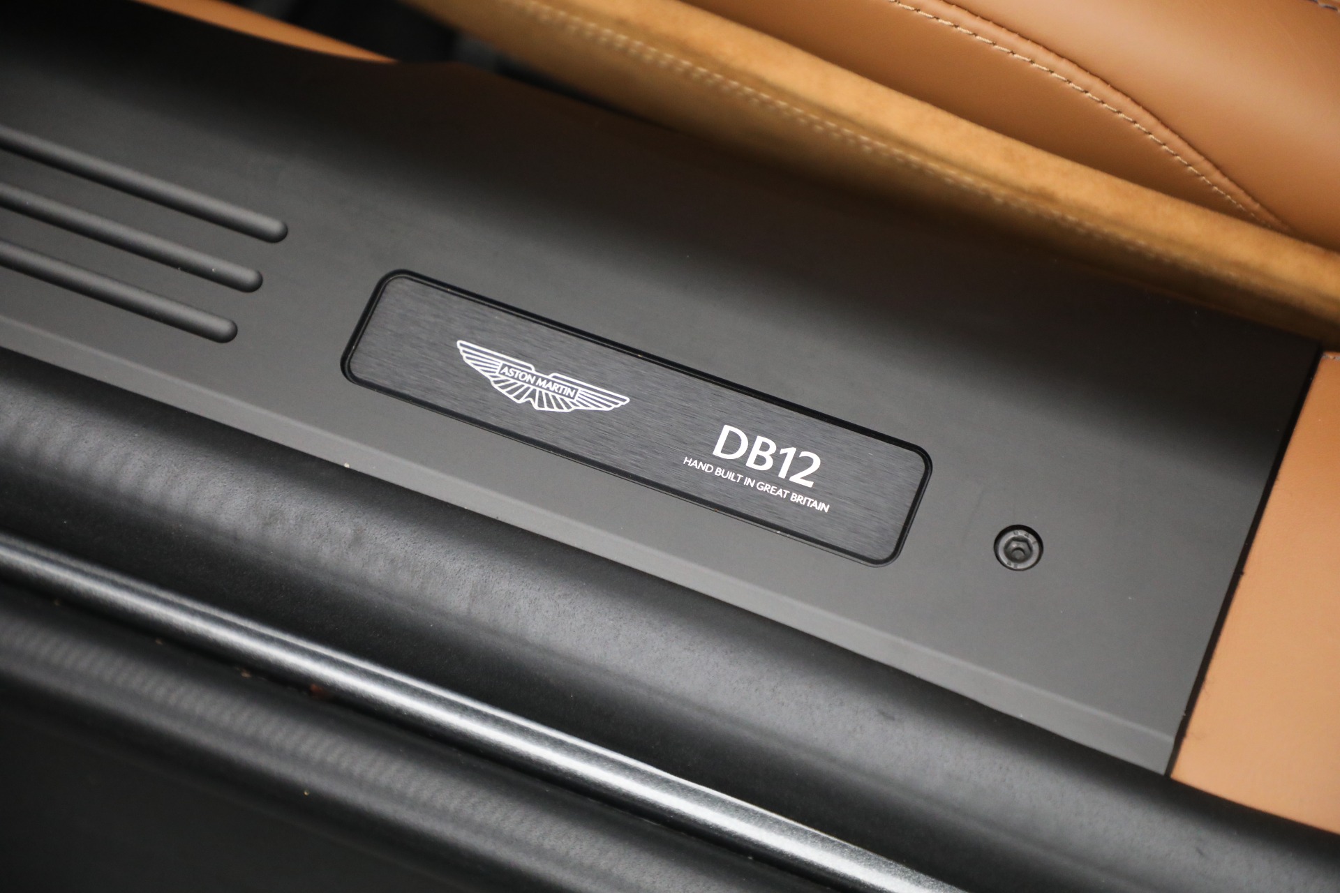 New-2025-Aston-Martin-DB12-Volante