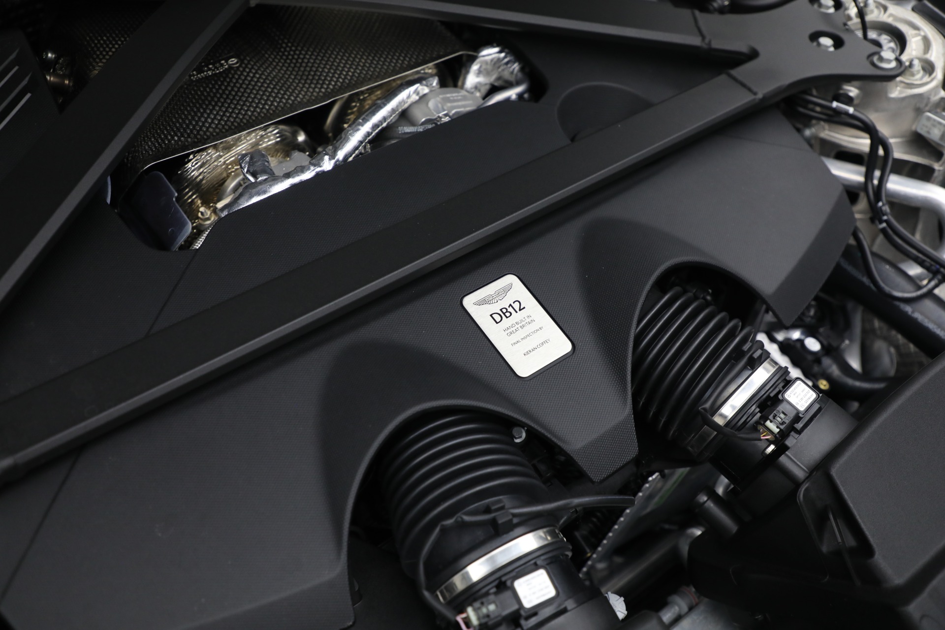 New-2025-Aston-Martin-DB12-Volante