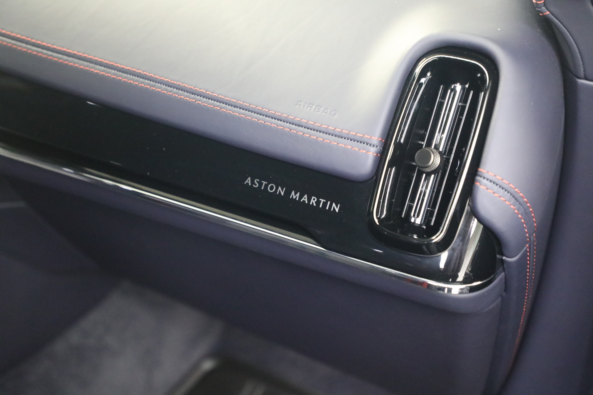 Used-2025-Aston-Martin-DBX-707