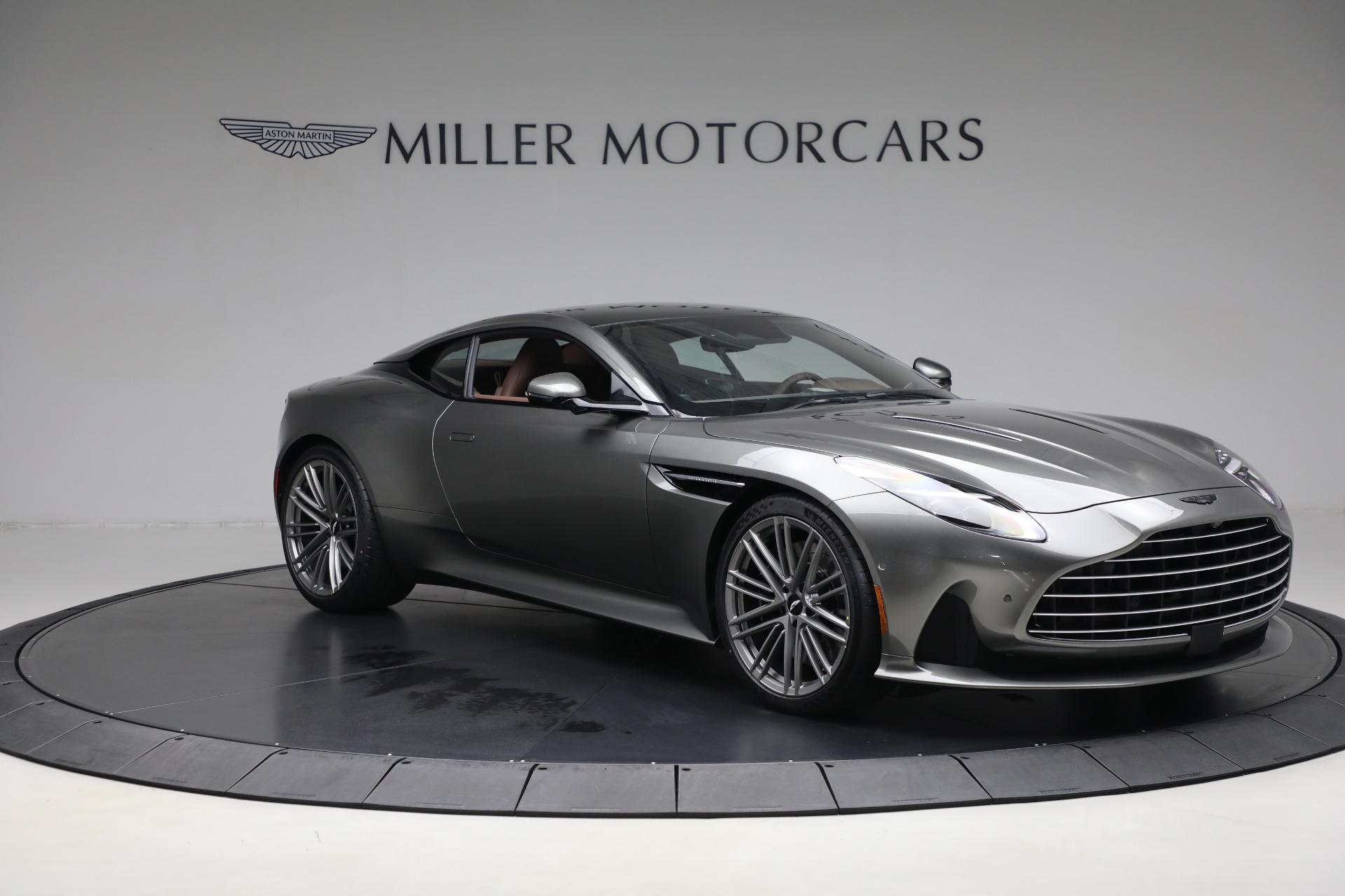 Used-2025-Aston-Martin-DB12-V8