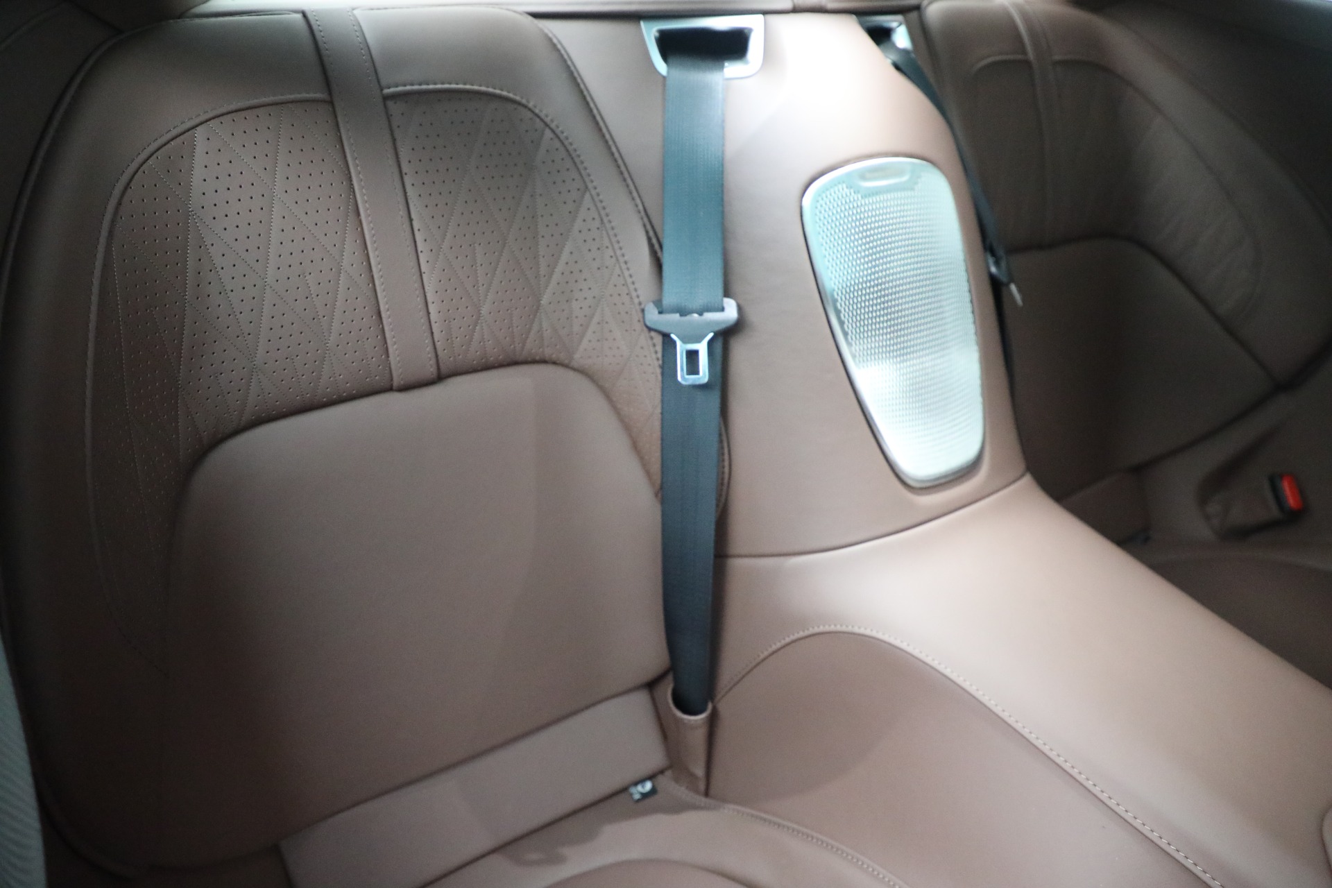 Used-2025-Aston-Martin-DB12-V8