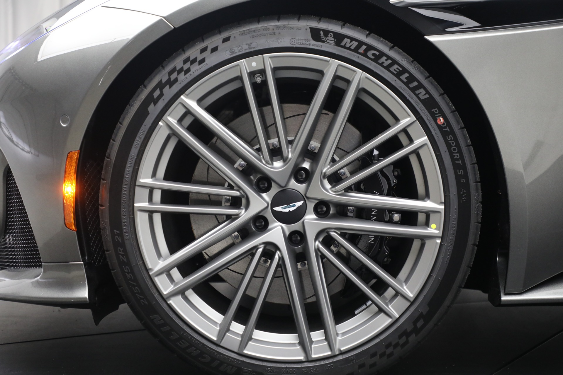 Used-2025-Aston-Martin-DB12-V8
