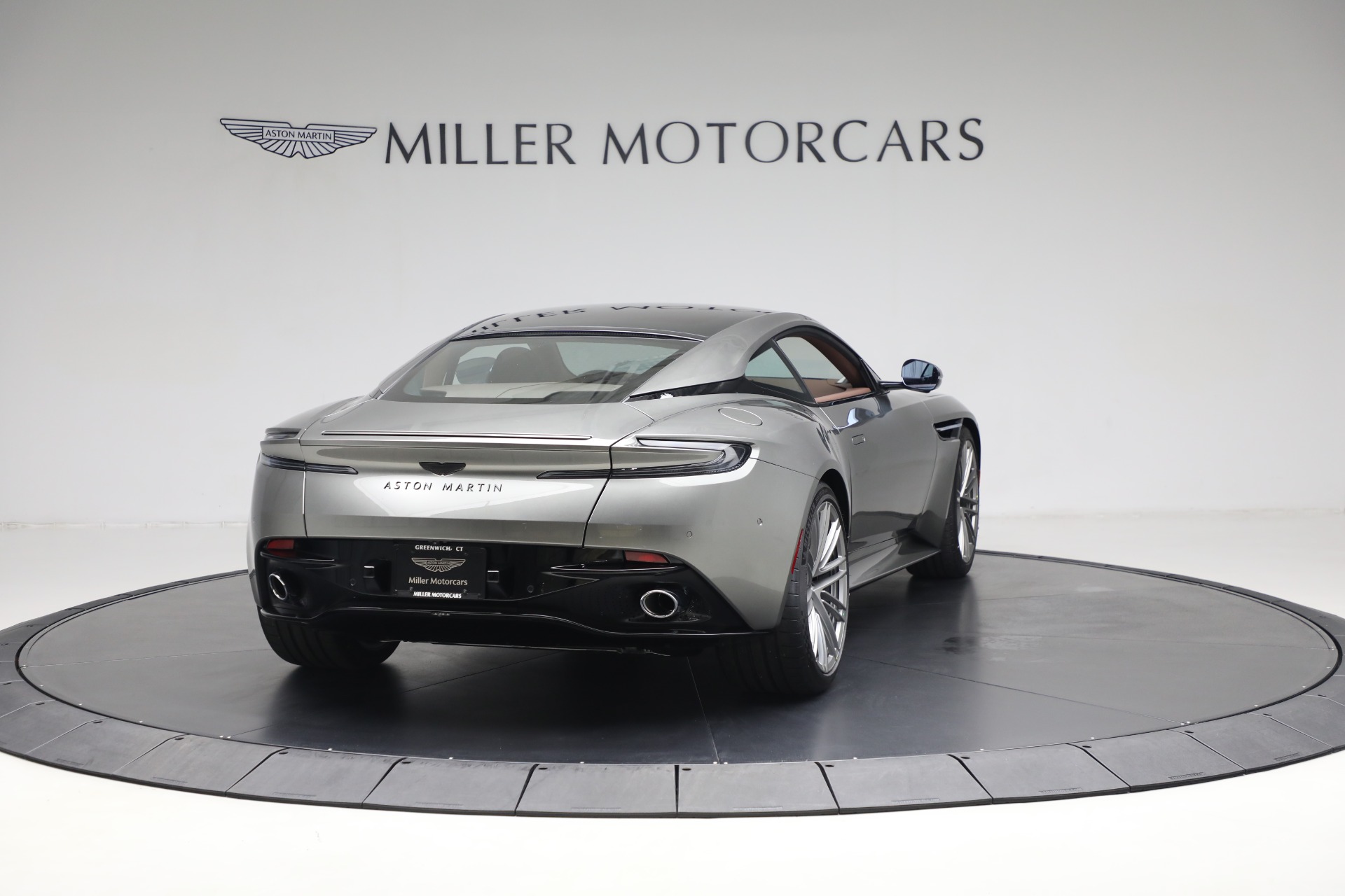 Used-2025-Aston-Martin-DB12-V8