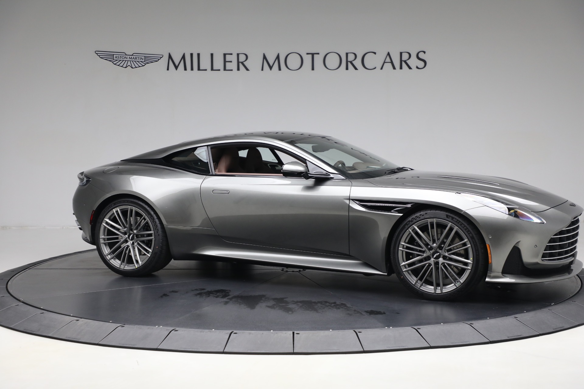 Used-2025-Aston-Martin-DB12-V8