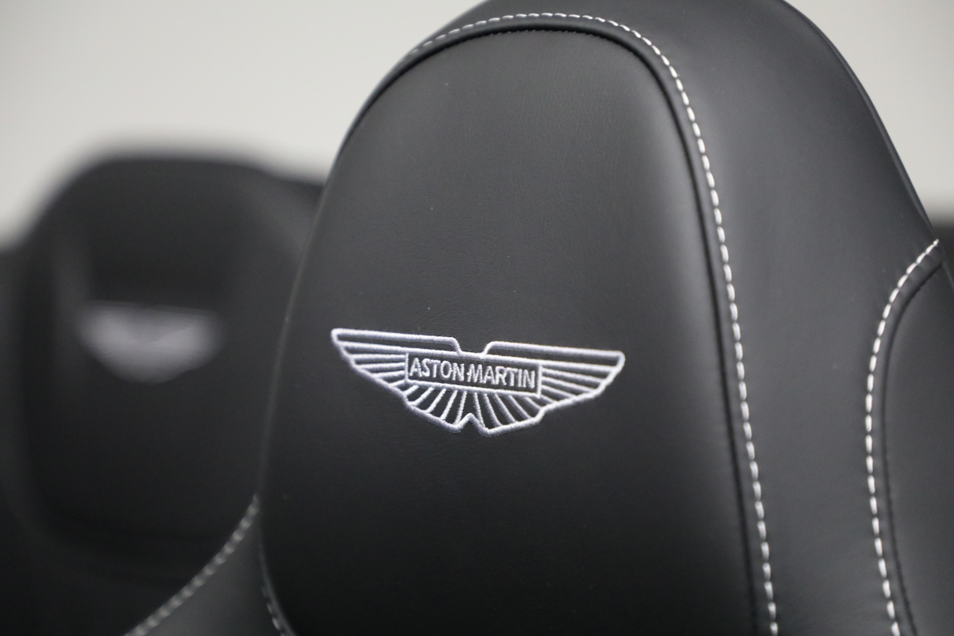 New-2025-Aston-Martin-DB12-Volante