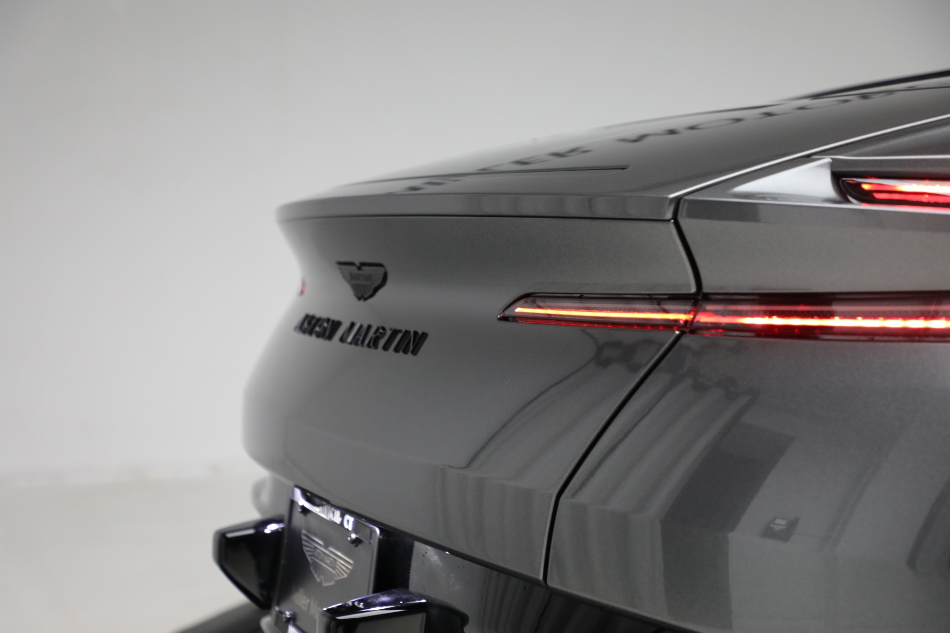 New-2025-Aston-Martin-DB12-Volante