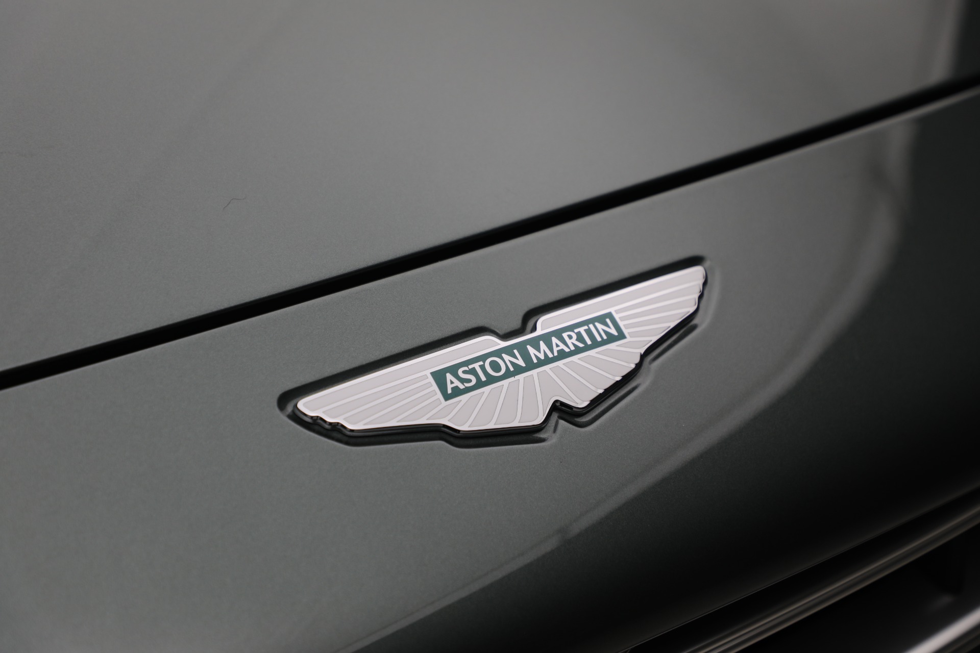 New-2025-Aston-Martin-DBX-707