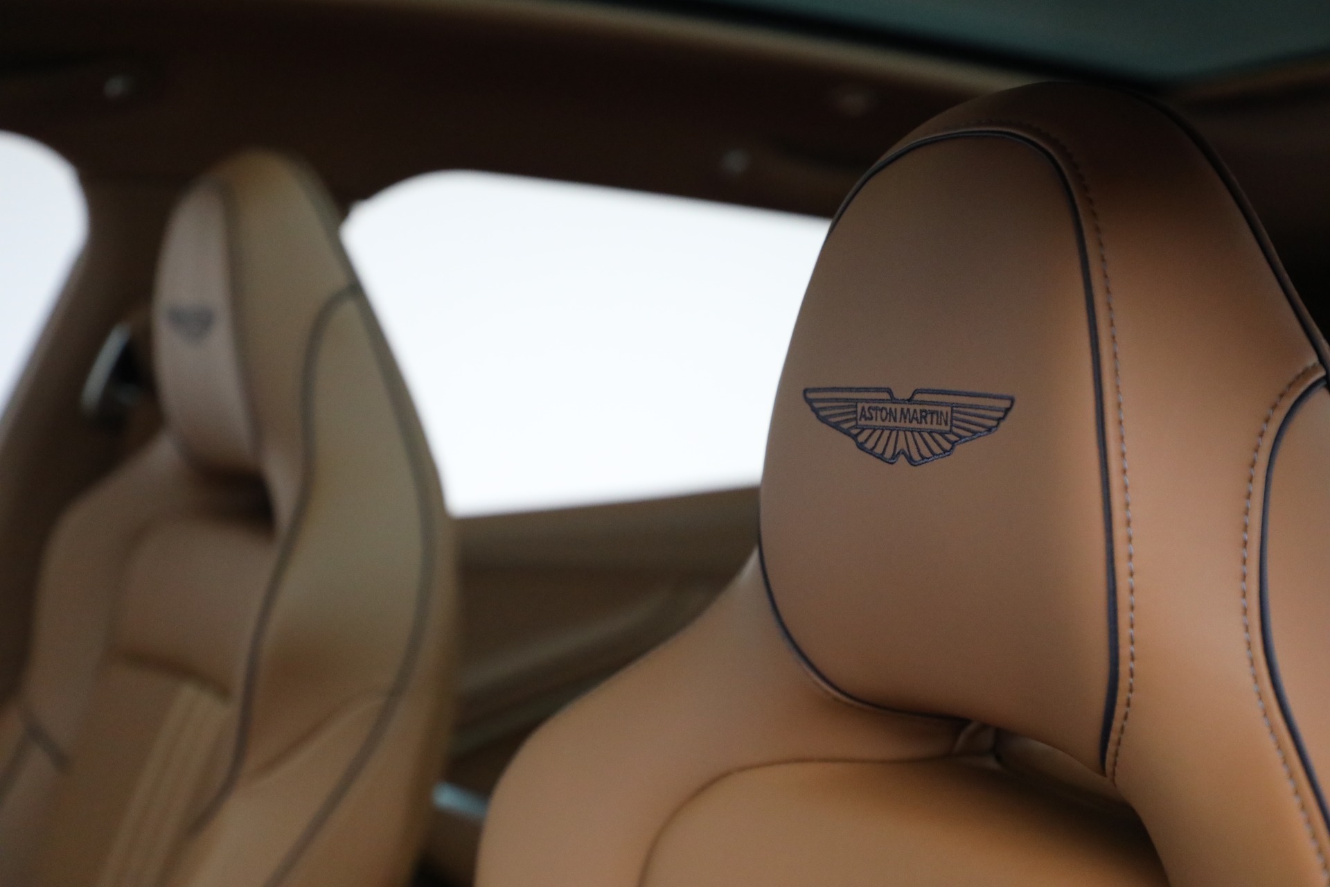 New-2025-Aston-Martin-DBX707-707