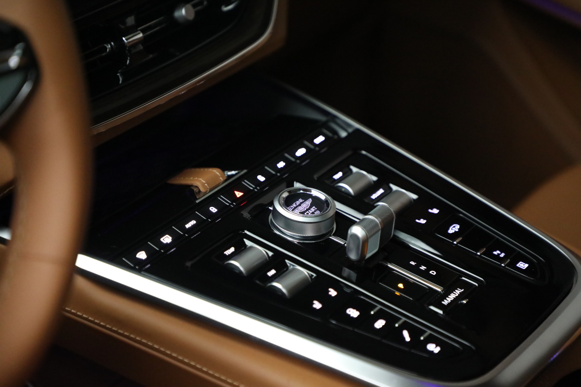 New-2025-Aston-Martin-DBX707-707