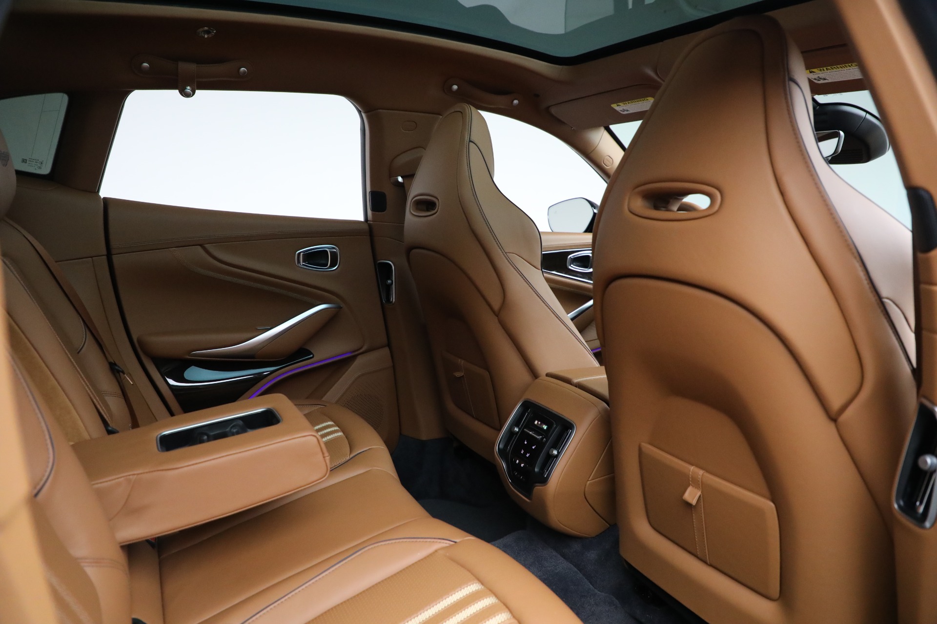 New-2025-Aston-Martin-DBX707-707