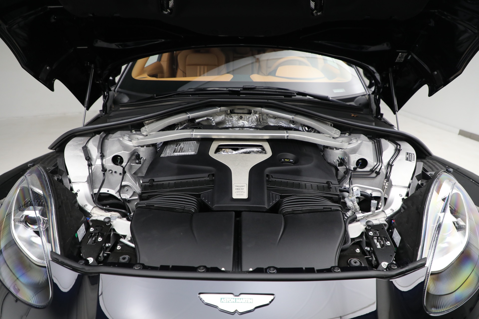 New-2025-Aston-Martin-DBX707-707