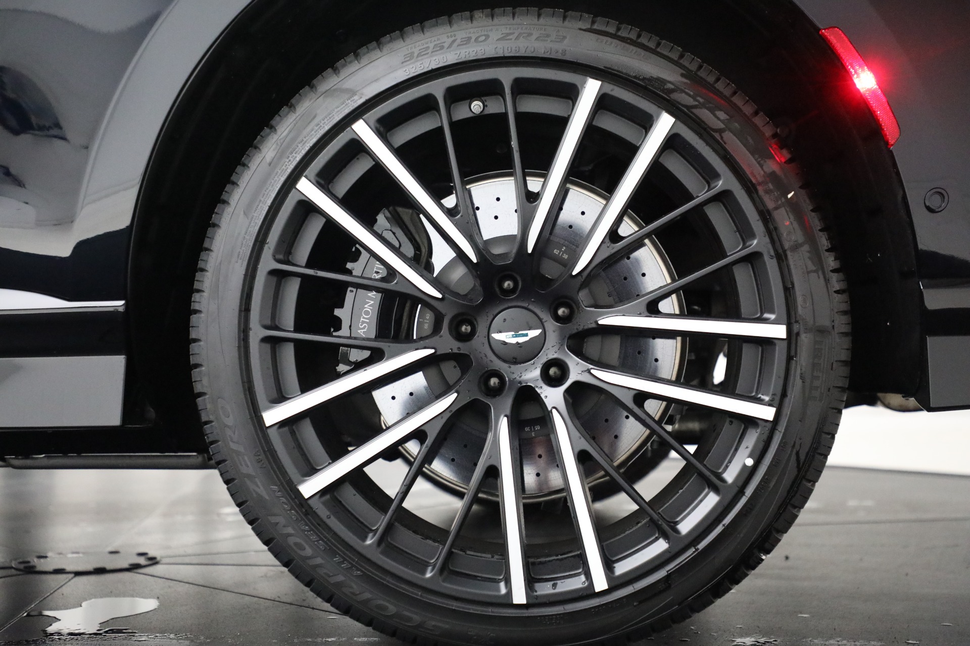 New-2025-Aston-Martin-DBX707-707