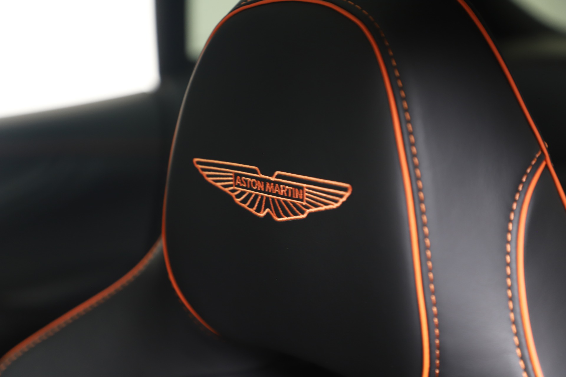 Used-2025-Aston-Martin-DBX-707