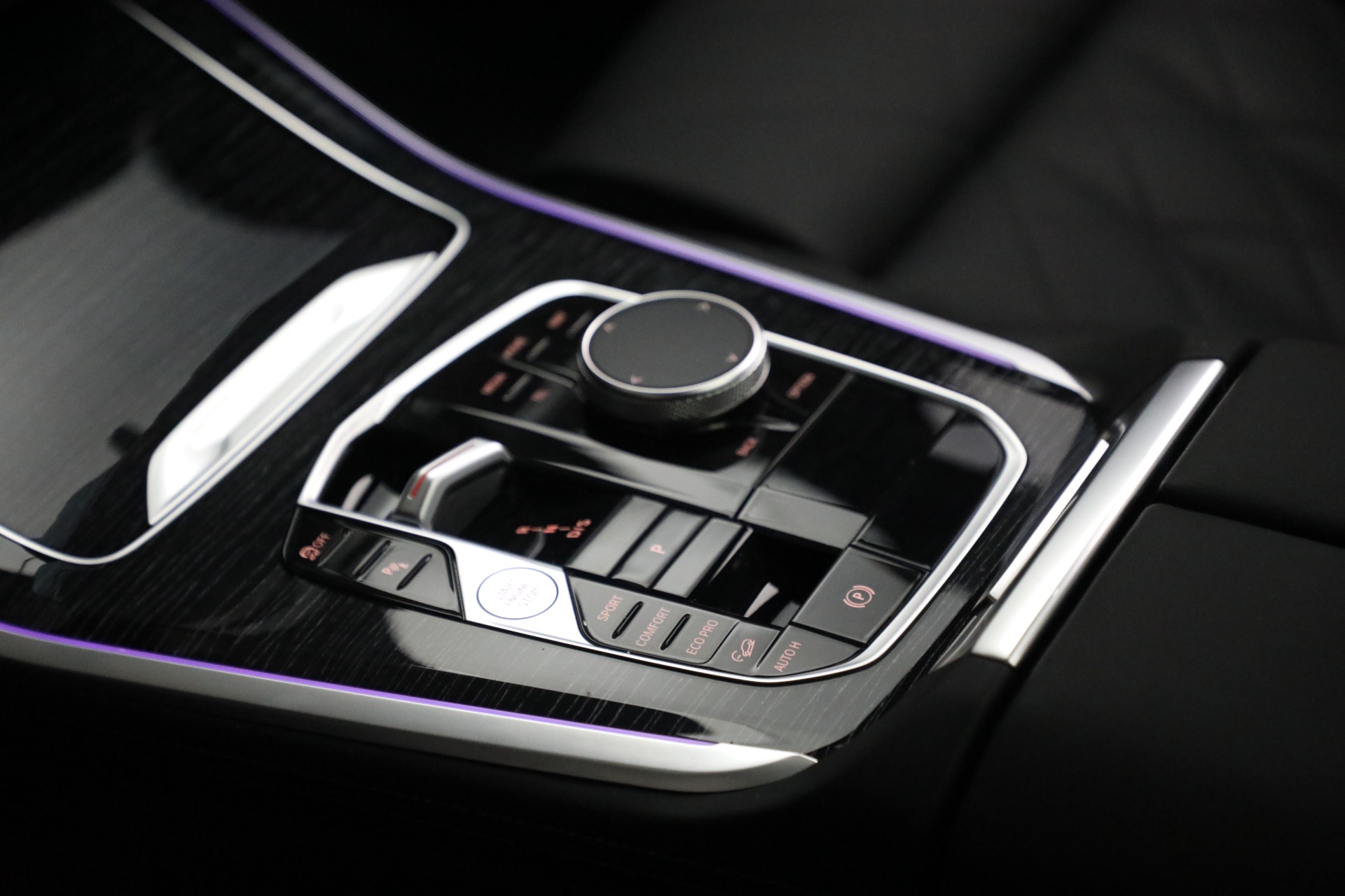 Used-2024-BMW-X5-xDrive40i