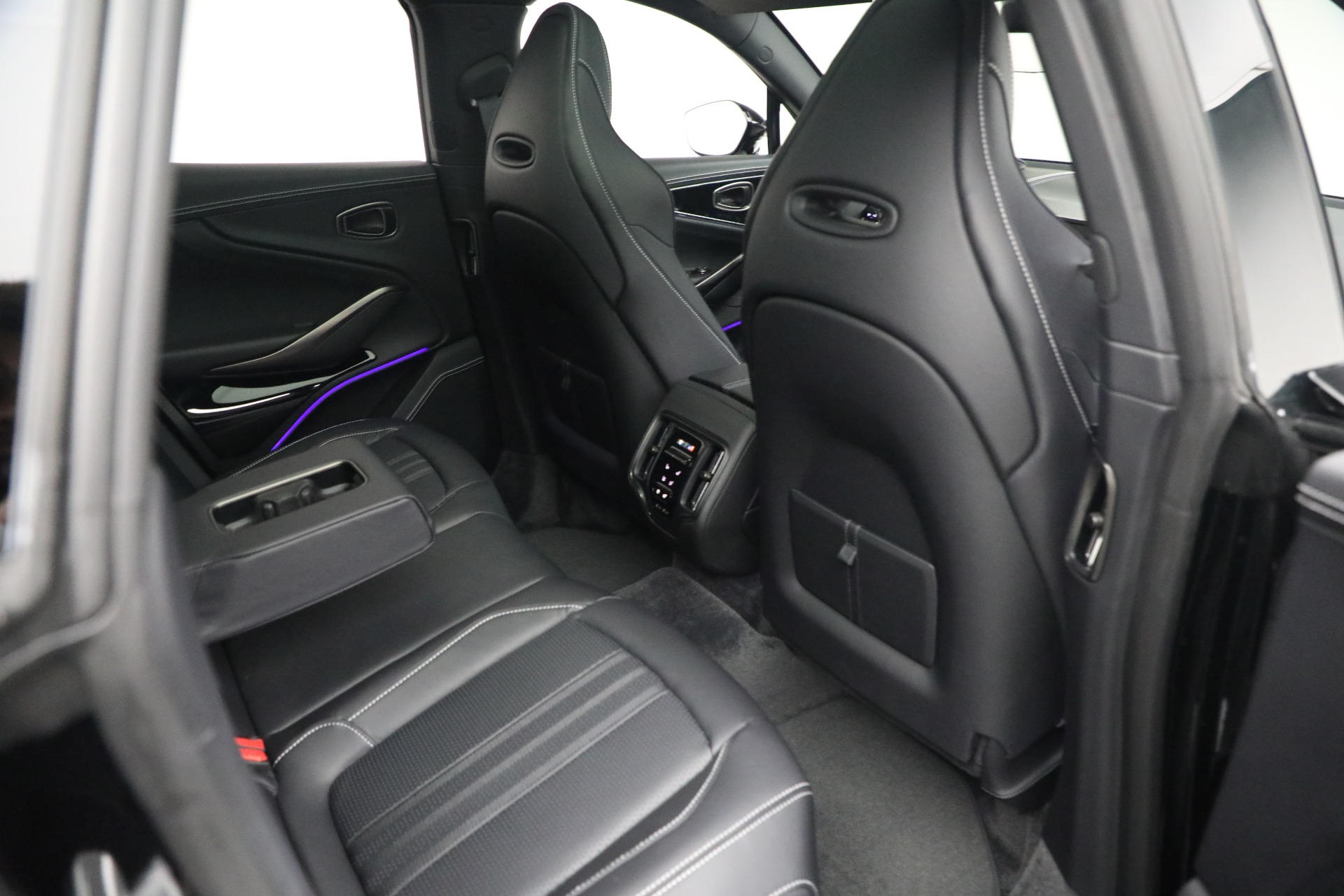 New-2025-Aston-Martin-DBX-707