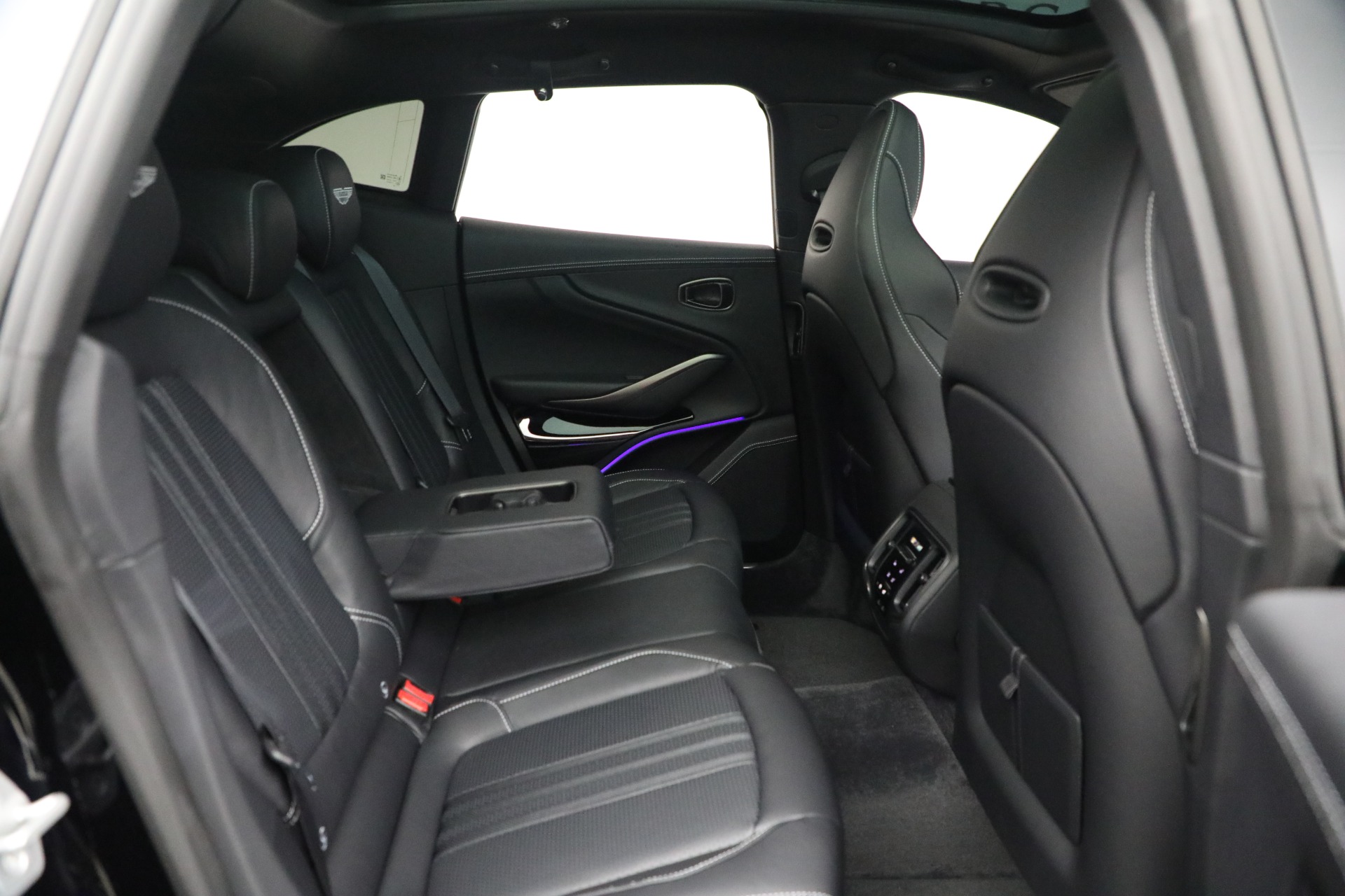 New-2025-Aston-Martin-DBX-707