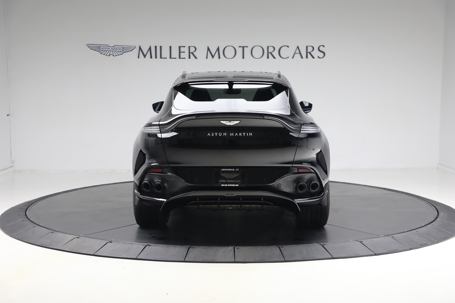 New-2025-Aston-Martin-DBX-707