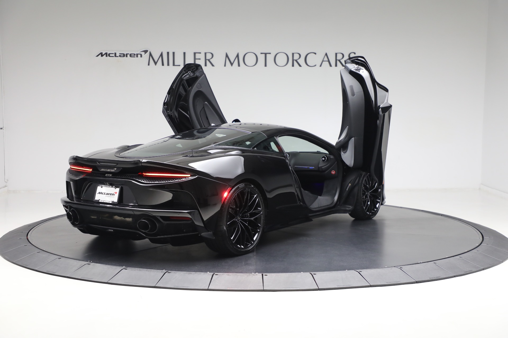 Used-2025-McLaren-GTS-TechLux