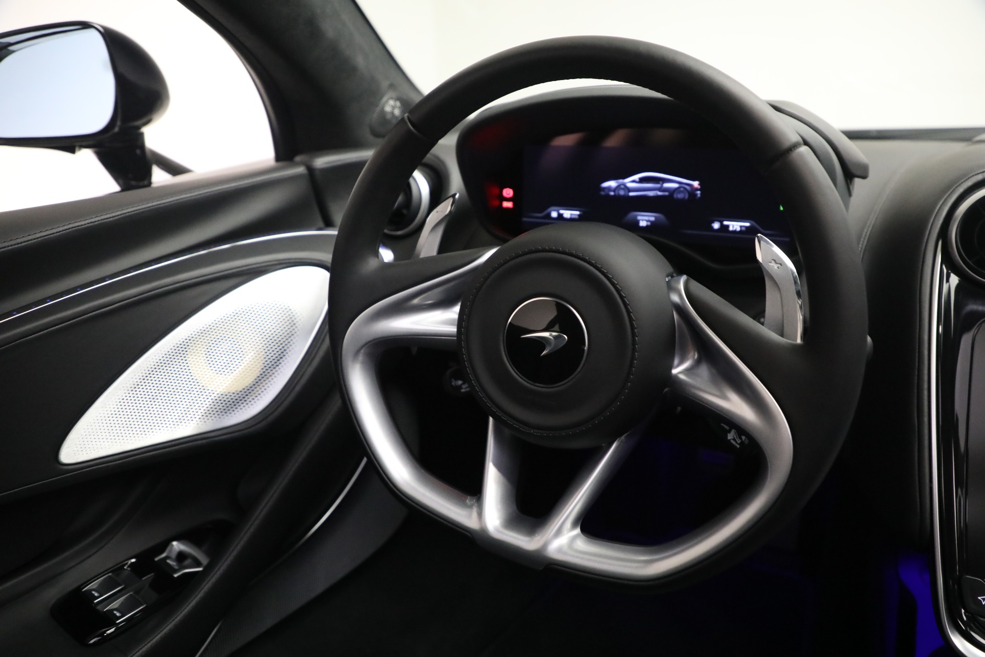 Used-2025-McLaren-GTS-TechLux