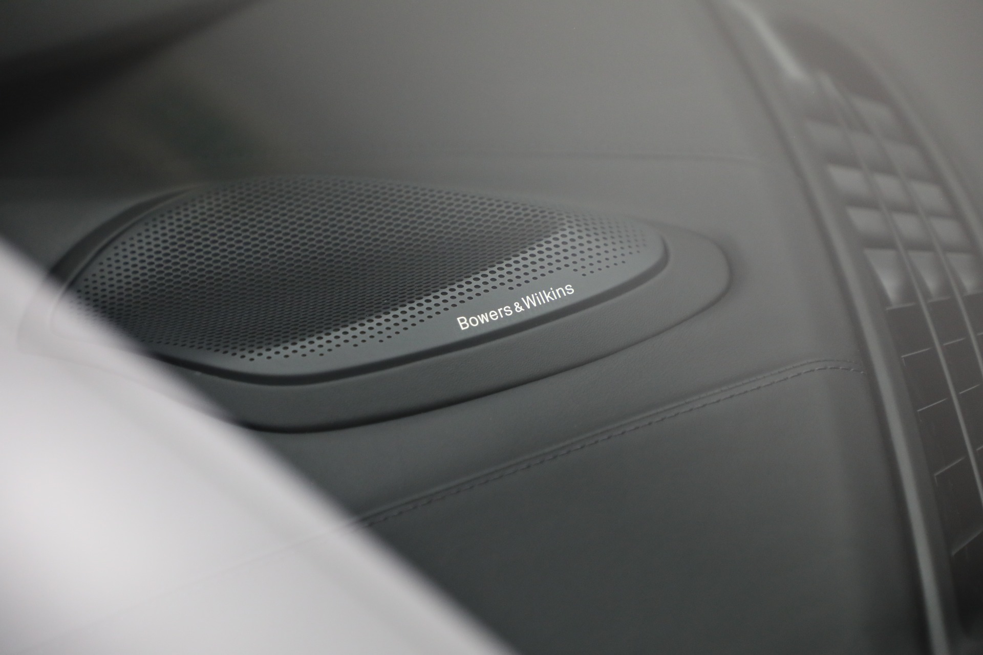 Used-2025-McLaren-GTS-TechLux