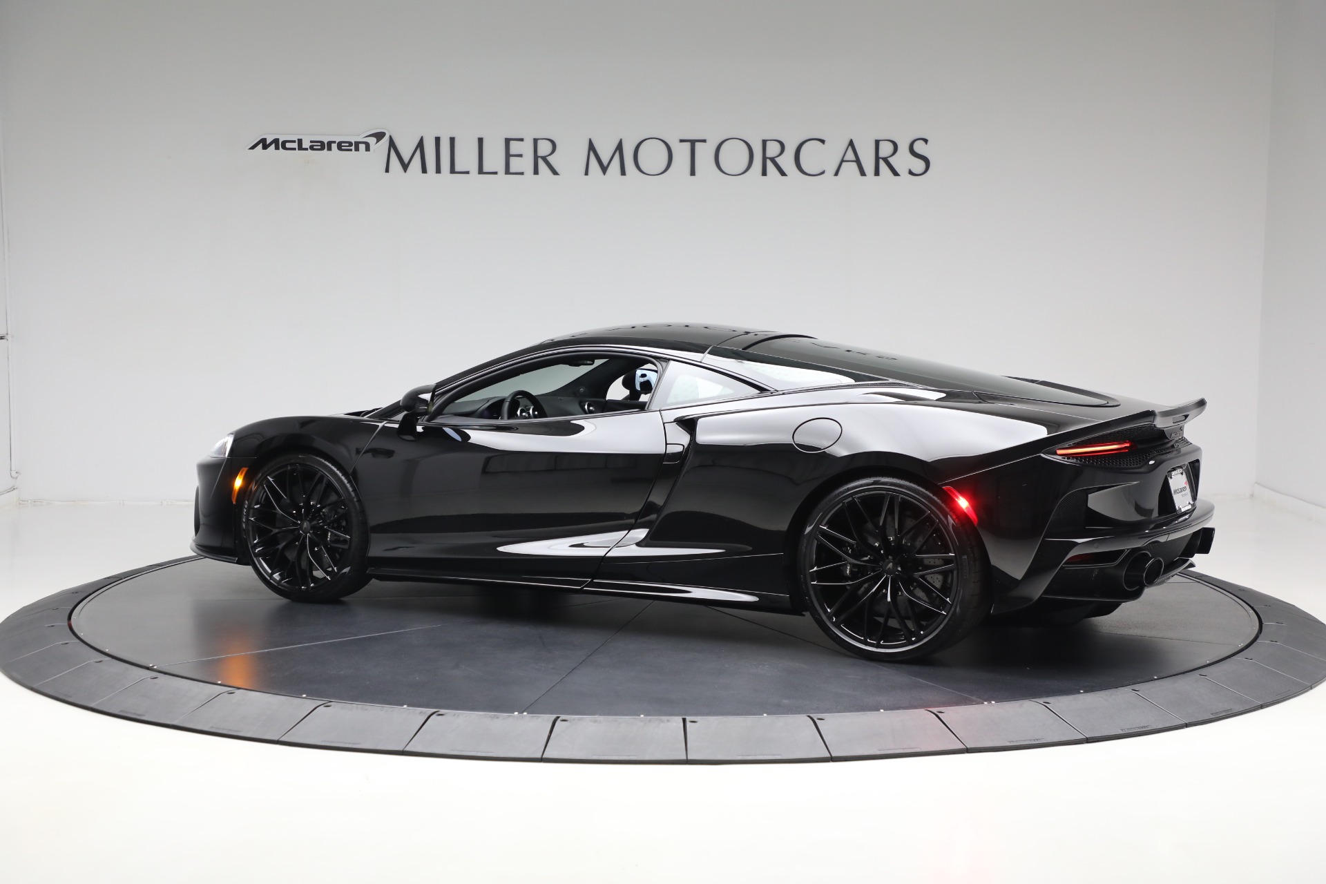 Used-2025-McLaren-GTS-TechLux