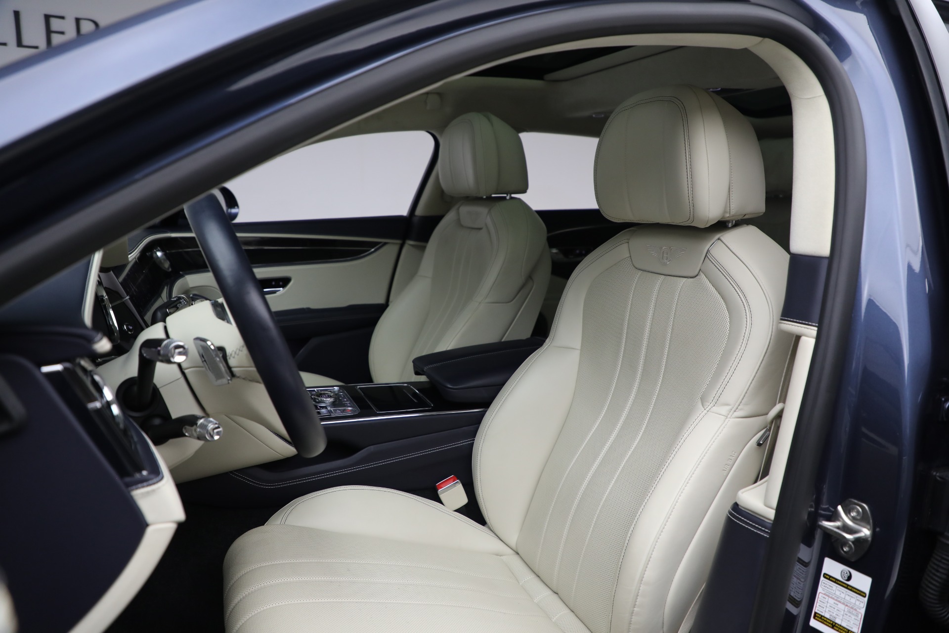 Used-2020-Bentley-Flying-Spur-W12