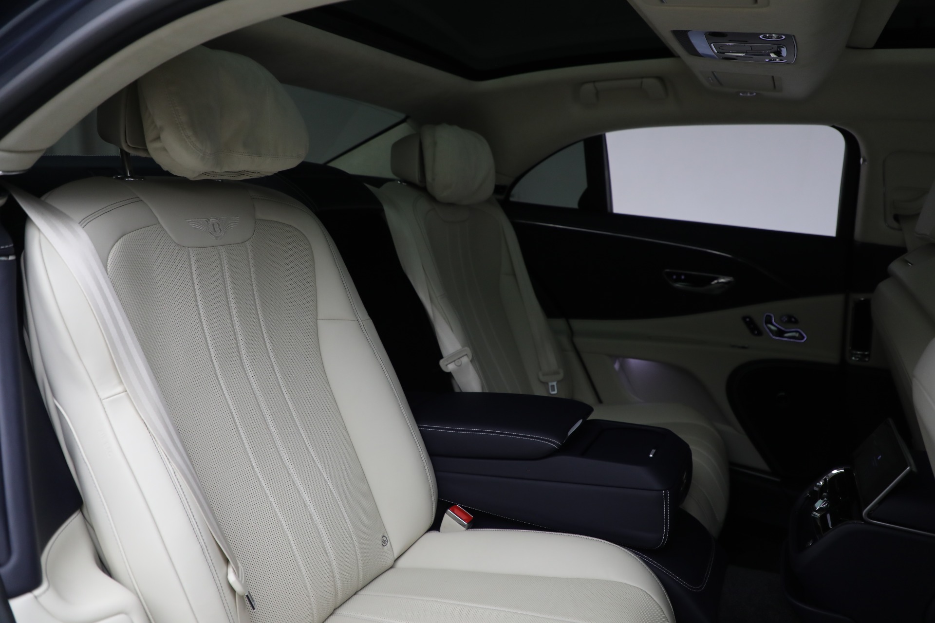 Used-2020-Bentley-Flying-Spur-W12