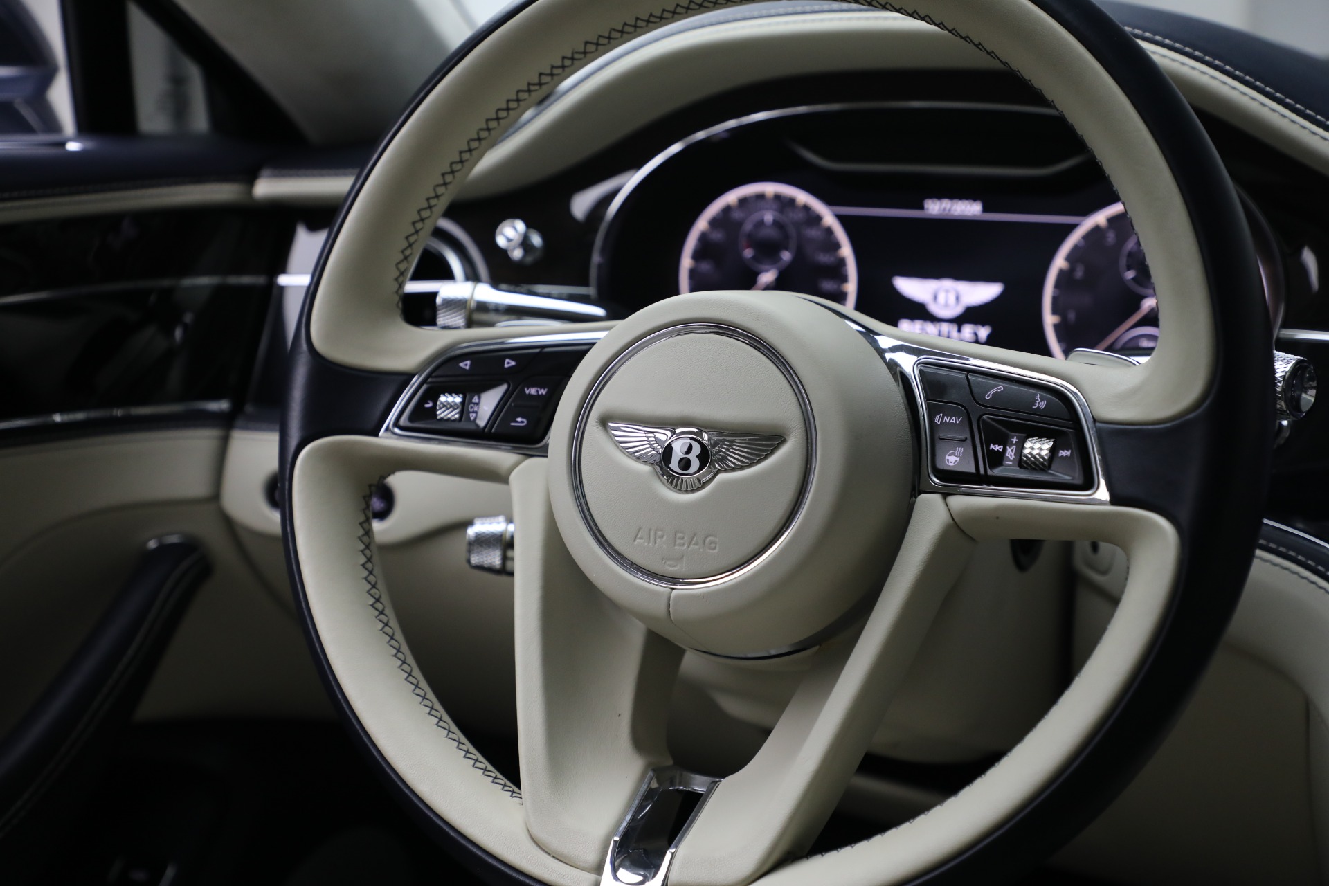 Used-2020-Bentley-Flying-Spur-W12