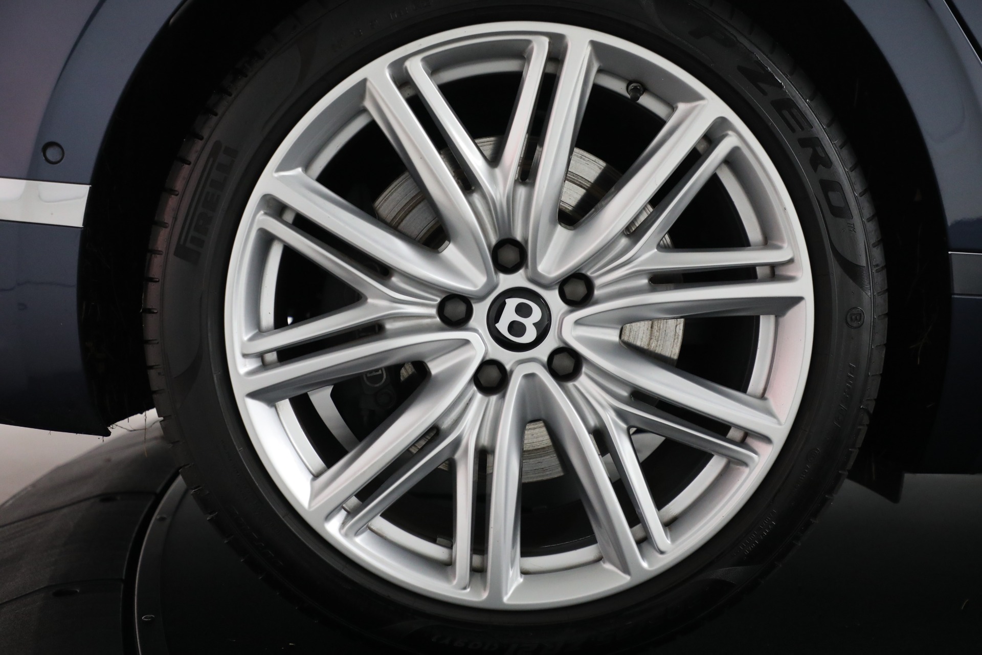 Used-2020-Bentley-Flying-Spur-W12