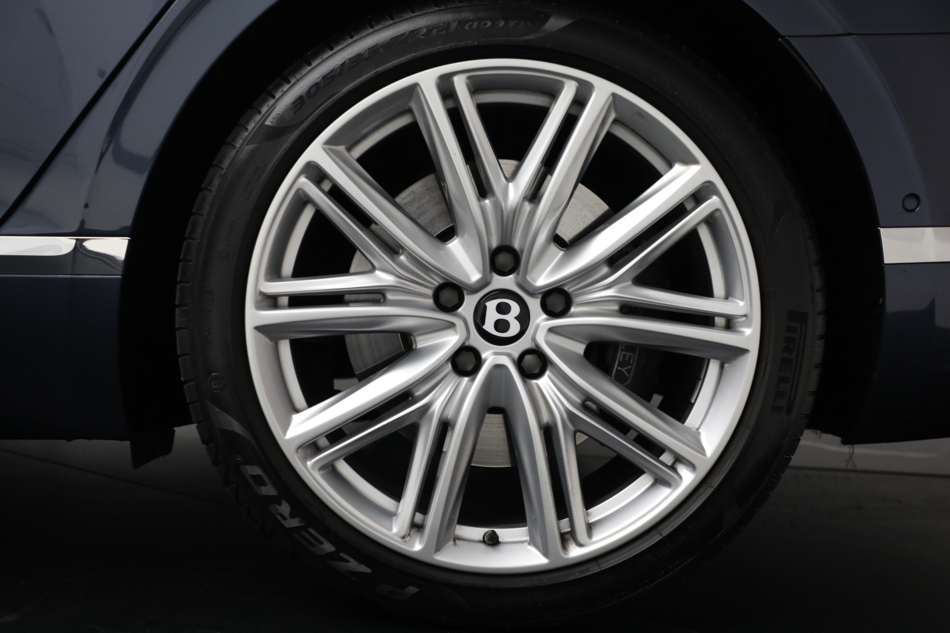 Used-2020-Bentley-Flying-Spur-W12