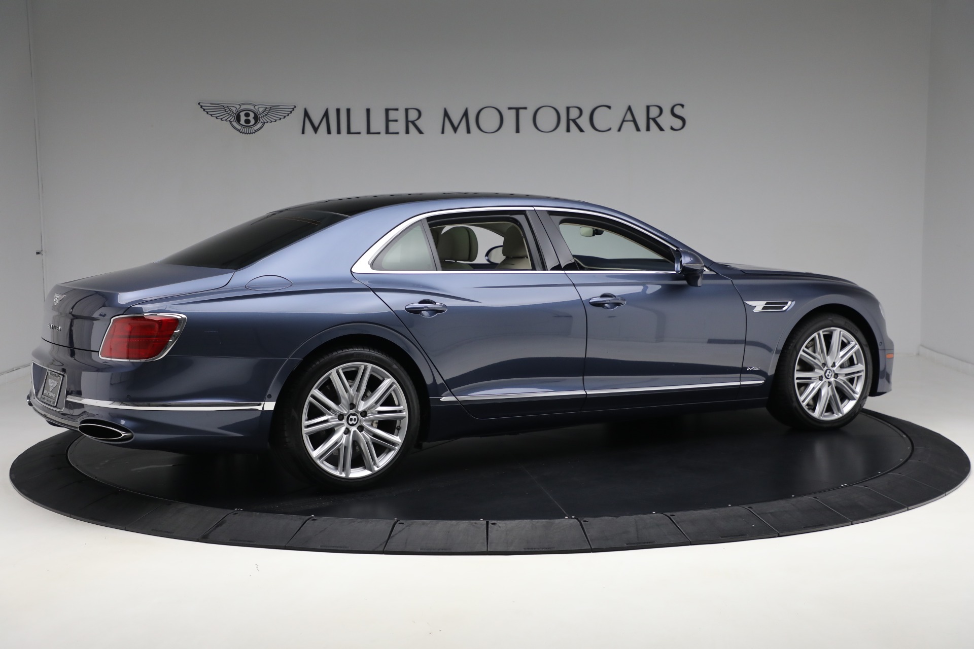 Used-2020-Bentley-Flying-Spur-W12