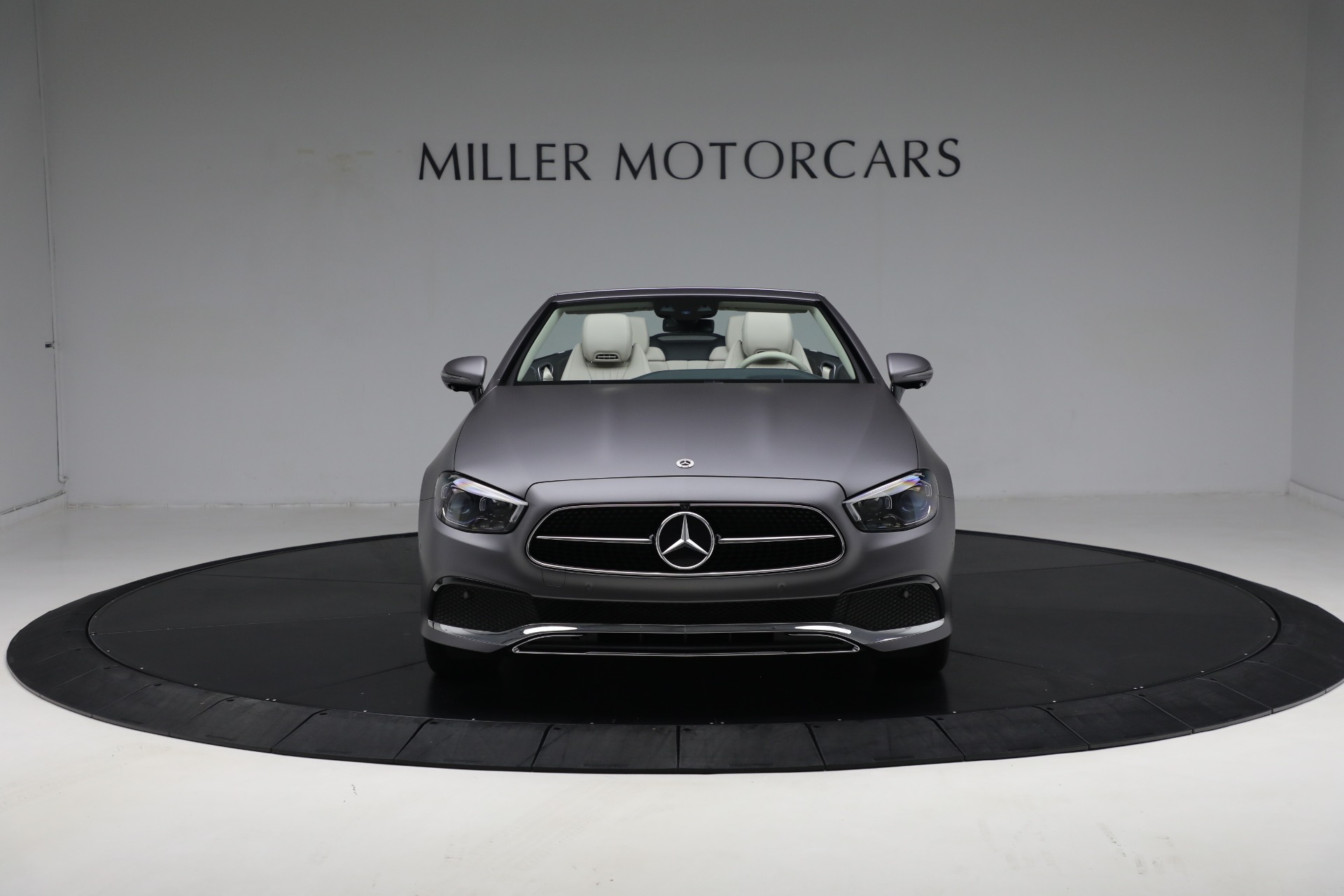 Used-2023-Mercedes-Benz-E-Class-E-450-4MATIC