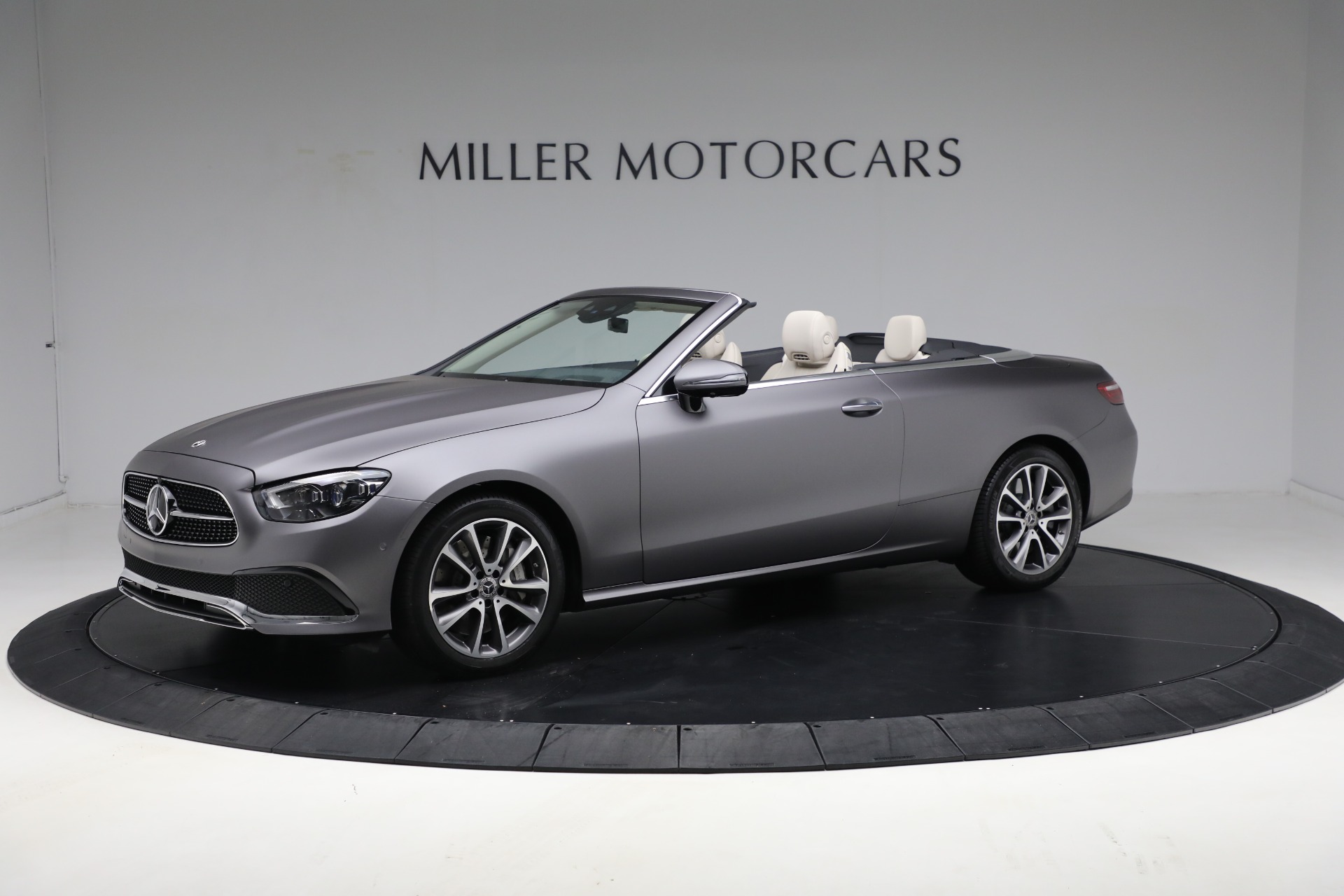 Used-2023-Mercedes-Benz-E-Class-E-450-4MATIC