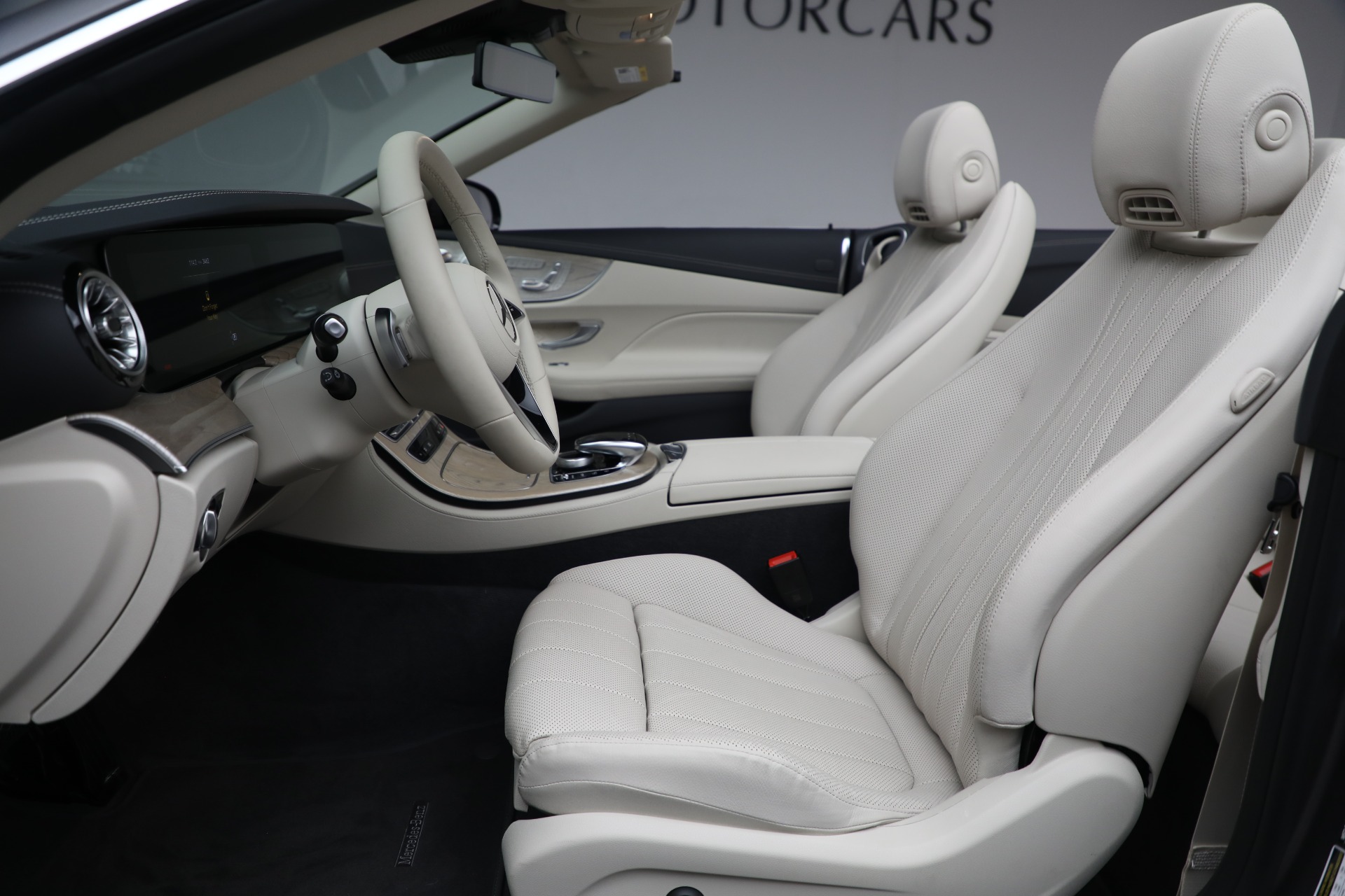 Used-2023-Mercedes-Benz-E-Class-E-450-4MATIC