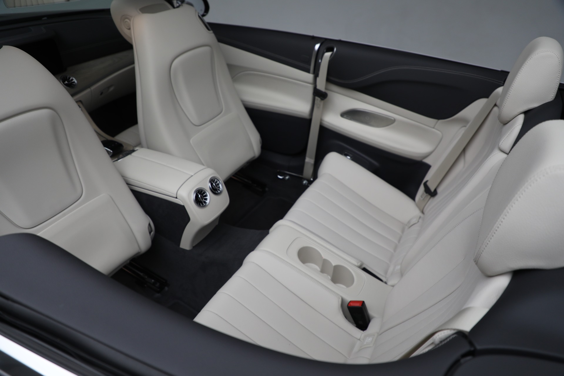 Used-2023-Mercedes-Benz-E-Class-E-450-4MATIC