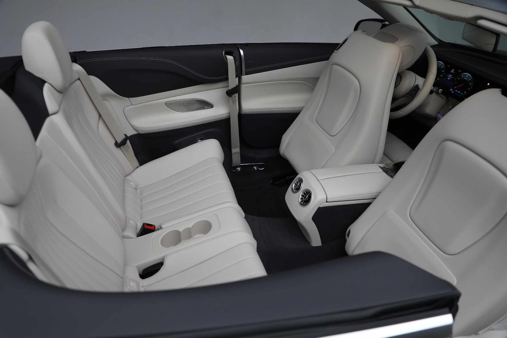 Used-2023-Mercedes-Benz-E-Class-E-450-4MATIC