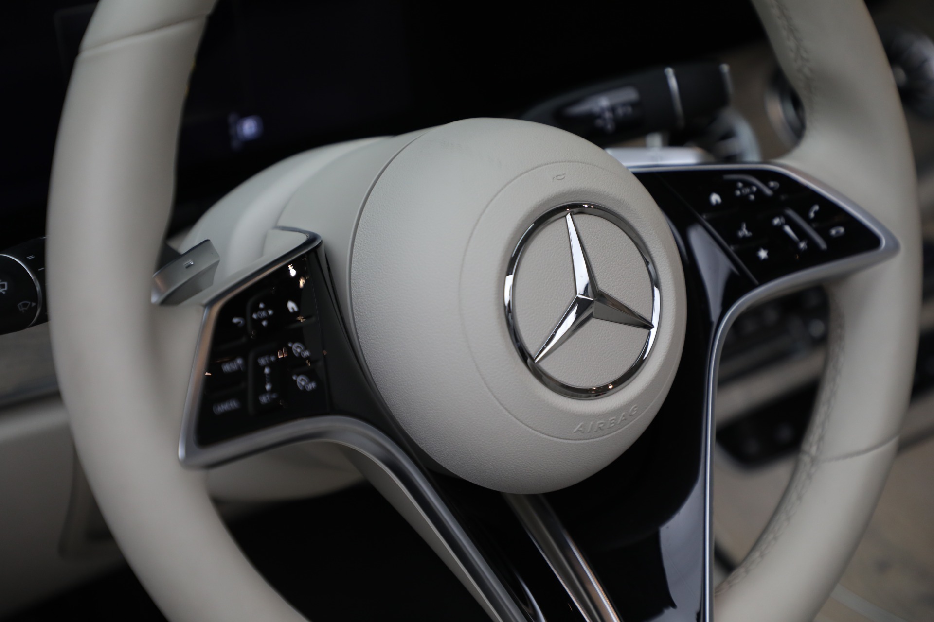 Used-2023-Mercedes-Benz-E-Class-E-450-4MATIC