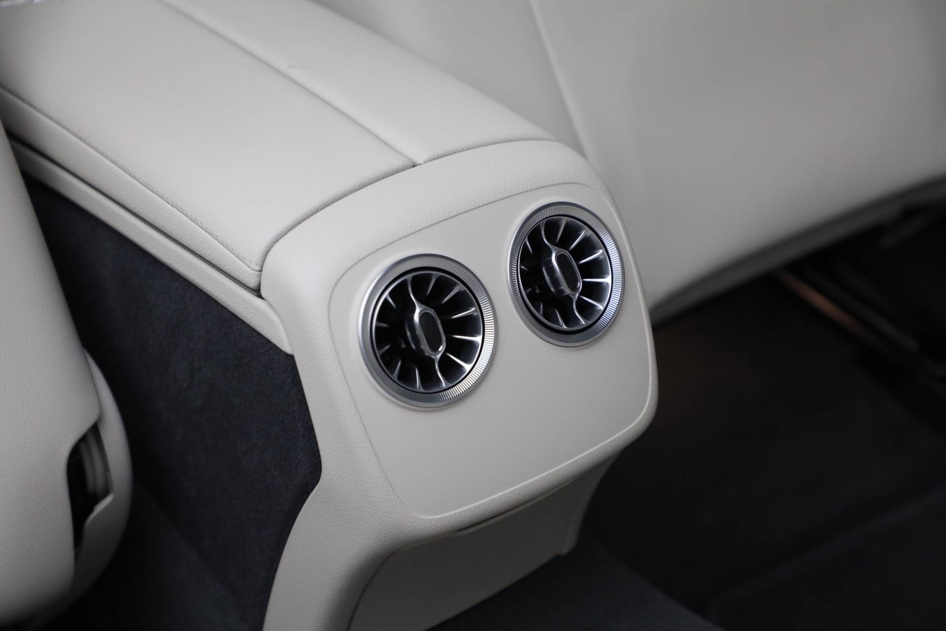 Used-2023-Mercedes-Benz-E-Class-E-450-4MATIC